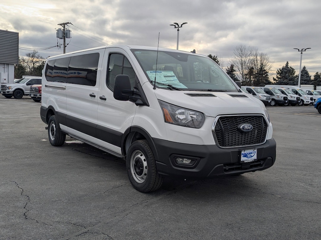 New 2024 Ford Transit Passenger Wagon 148 Low Roof XL RWD T-350 148 Low Roof XL RWD