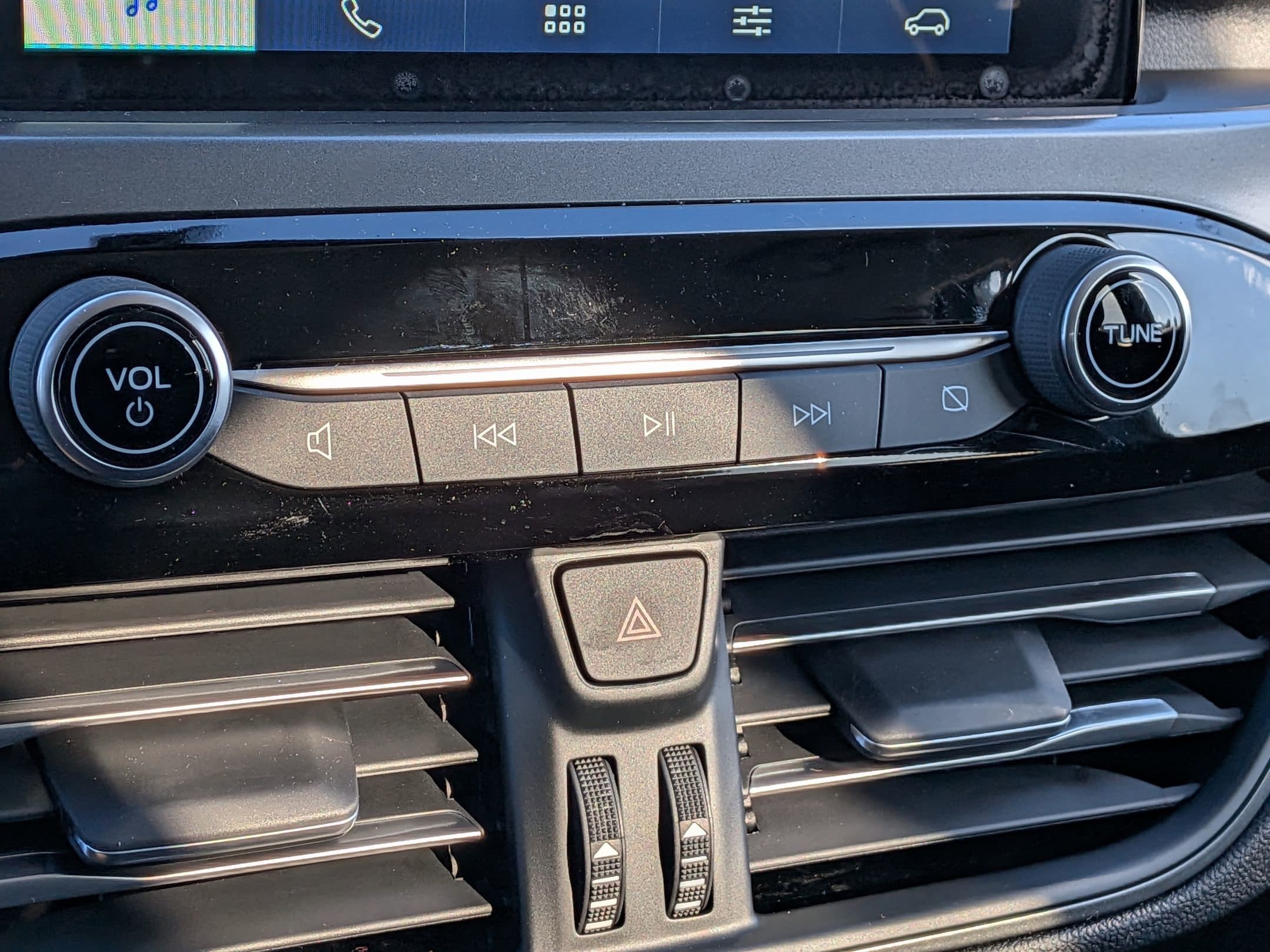 2026 FORD ESCAPE - Image 19