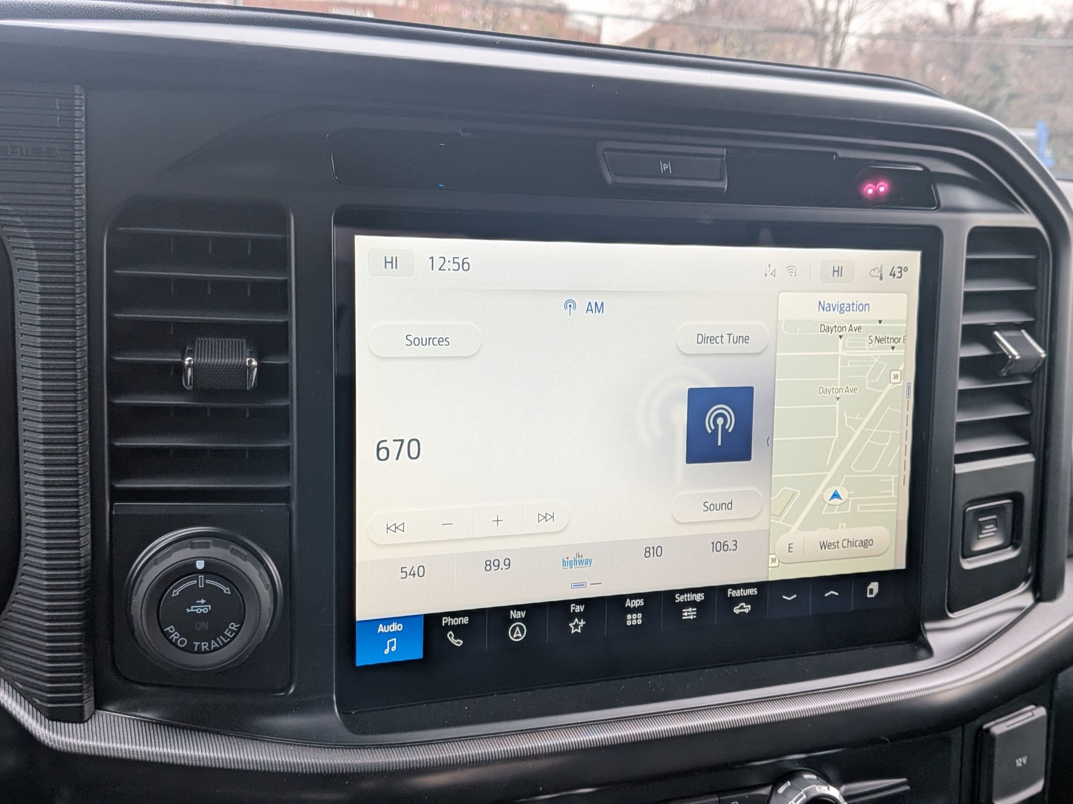 2025 FORD F-150 - Image 17