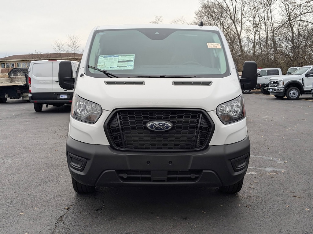 New 2024 Ford Transit T-250 130 Low Rf 9070 GVWR RWD T-250 148 Low Rf 9070 GVWR RWD