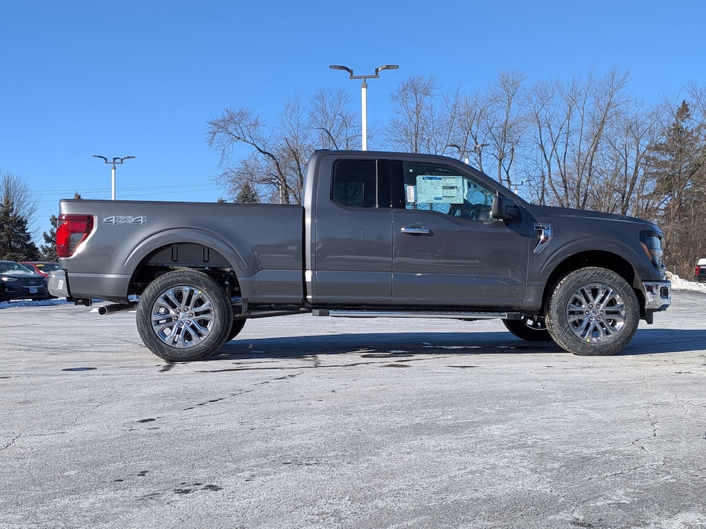 New 2026 Ford F-150 XLT 4WD SuperCab 6.5 Box TRUCK