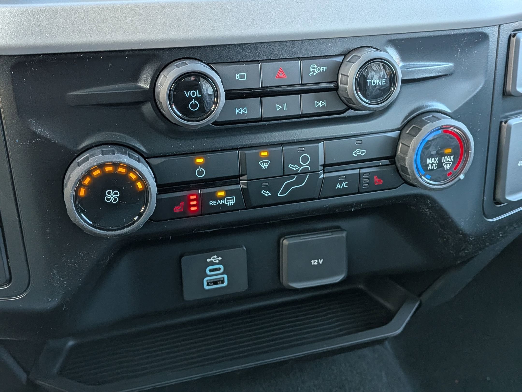 2026 FORD F-250 - Image 18