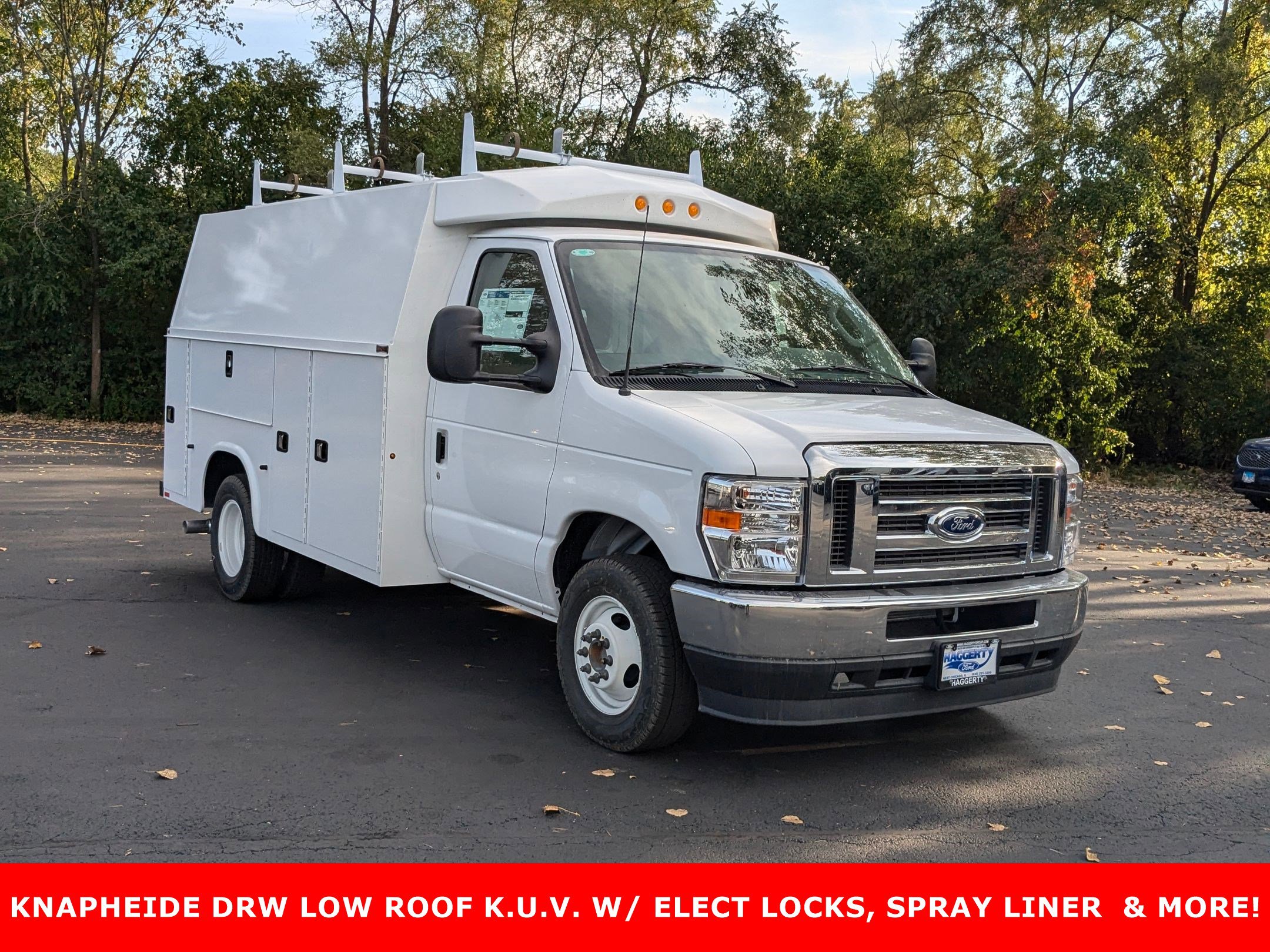 2025 Ford E-350 photo 3