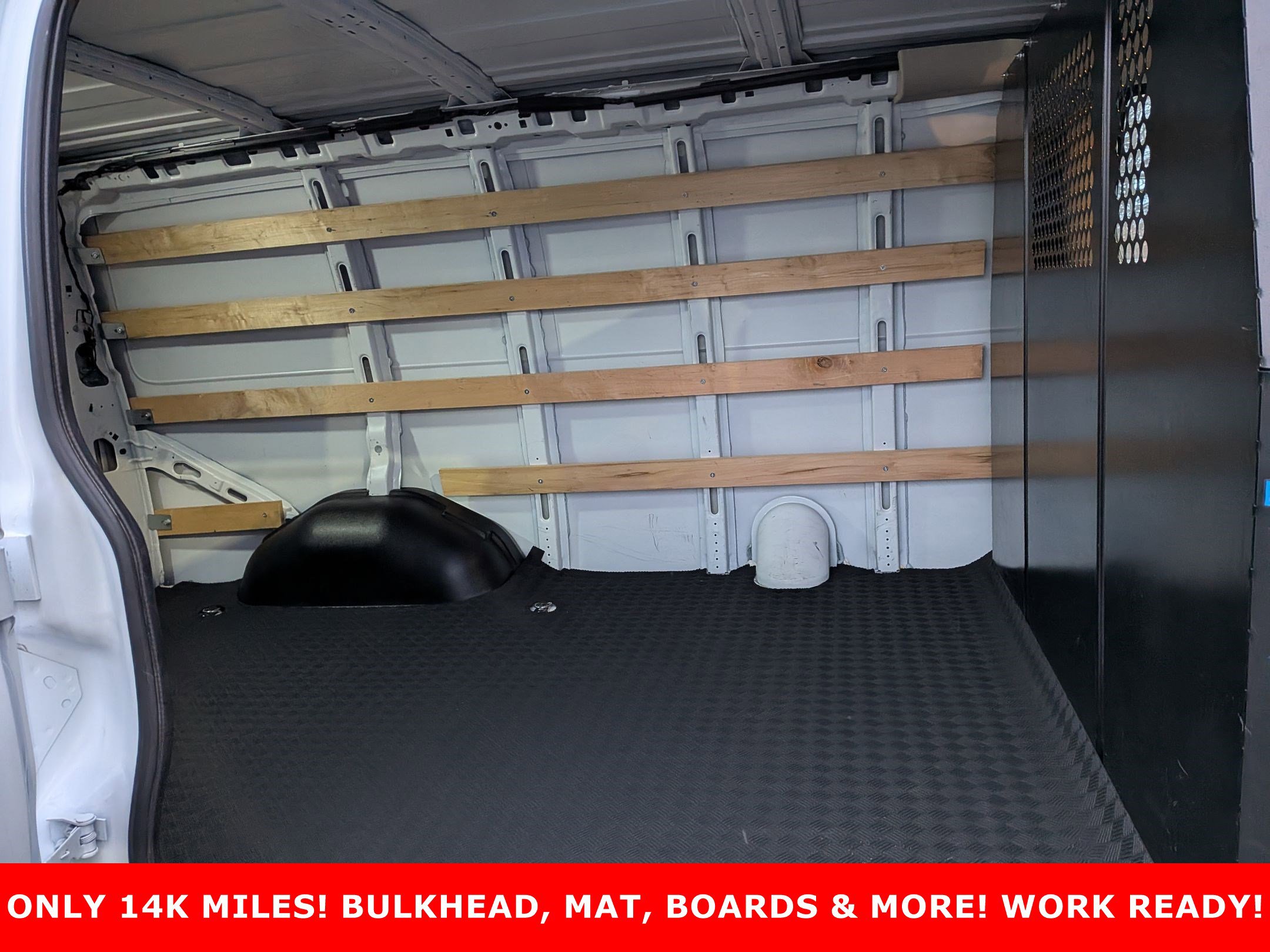 2024 CHEVROLET EXPRESS - Image 19