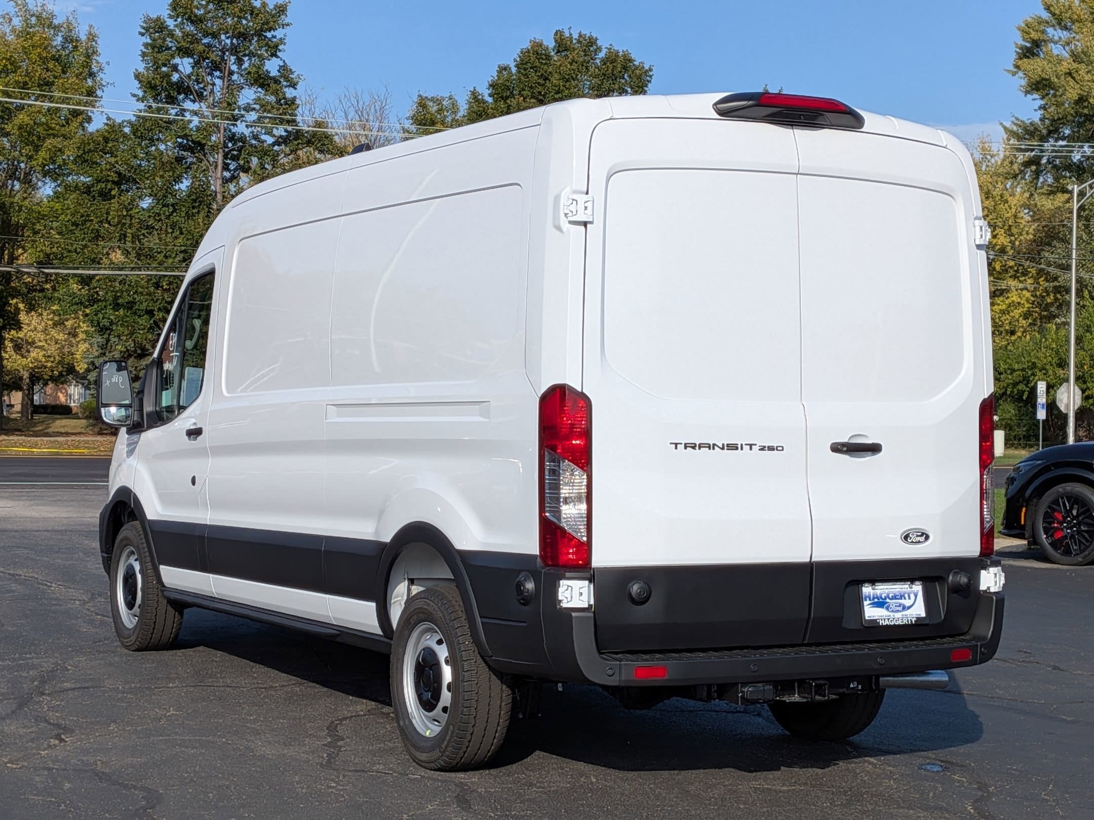 2026 FORD TRANSIT - Image 7