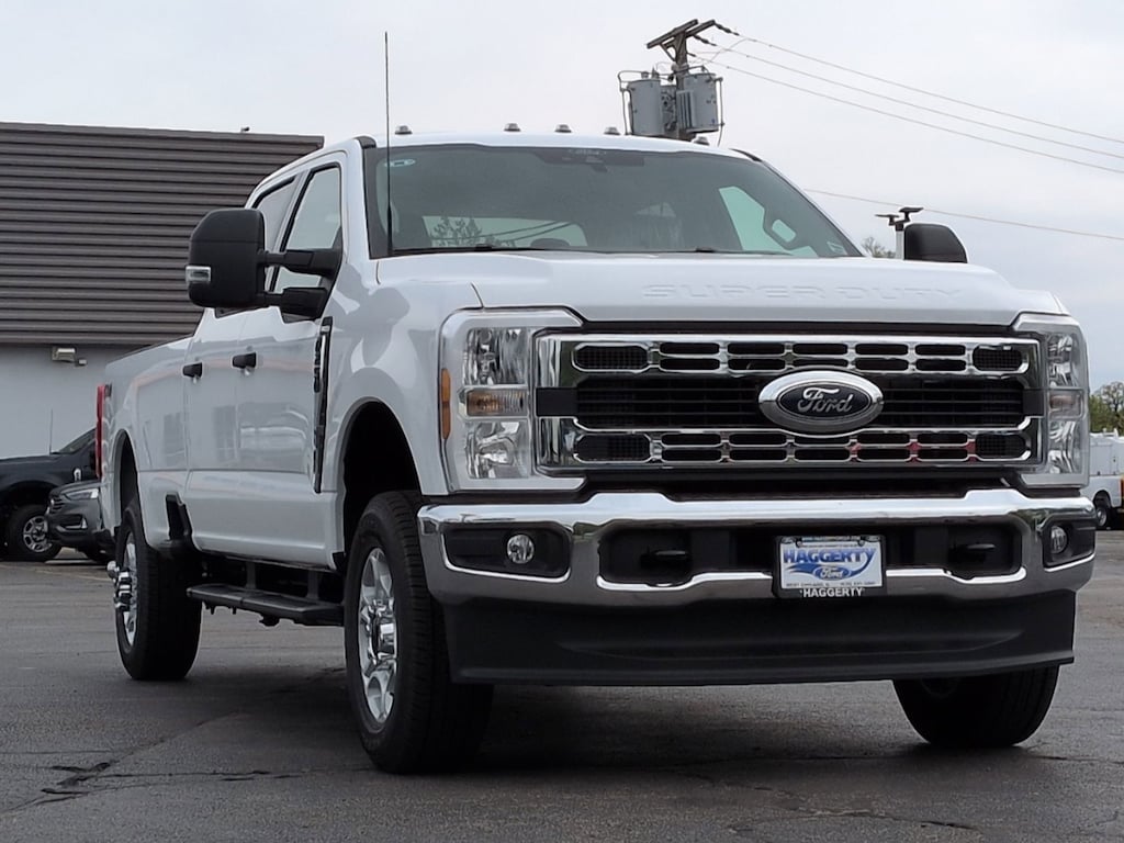 New 2026 Ford Super Duty F-250 SRW XLT 4WD Crew Cab 8 Box XLT 4WD Crew Cab 8 Box