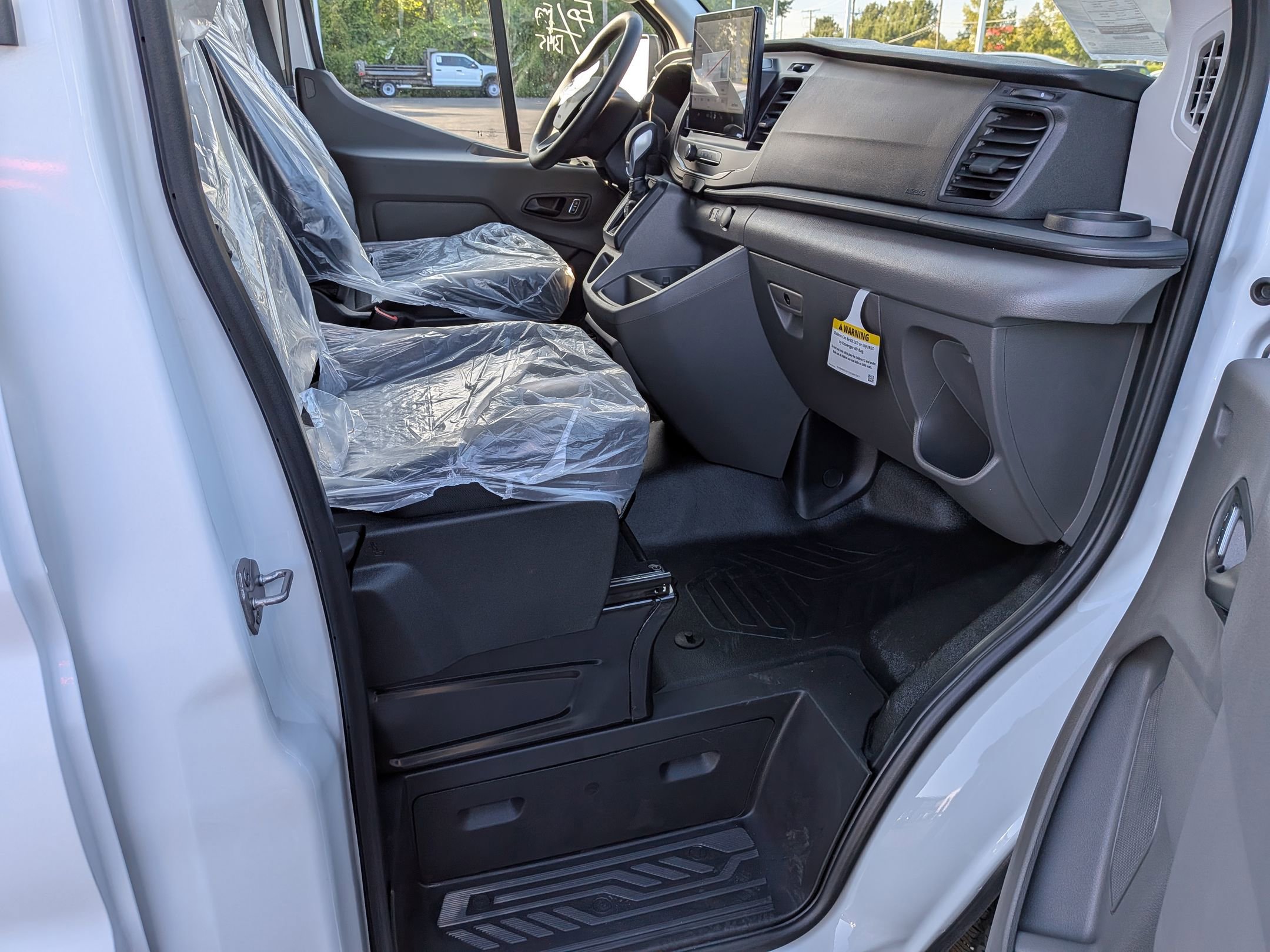 2026 FORD TRANSIT - Image 25