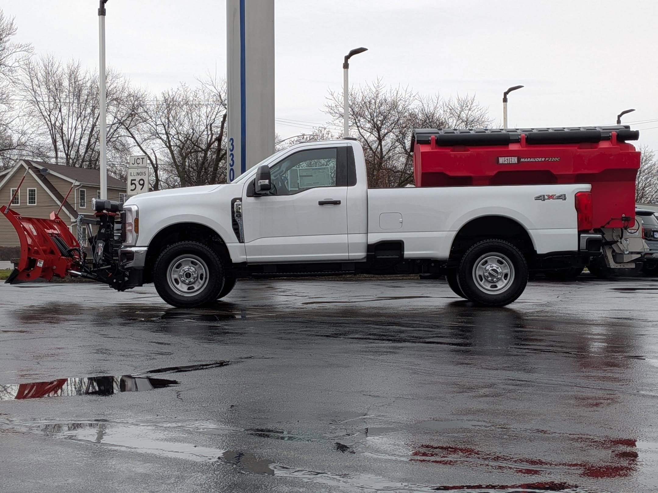 2025 FORD F-350 - Image 8