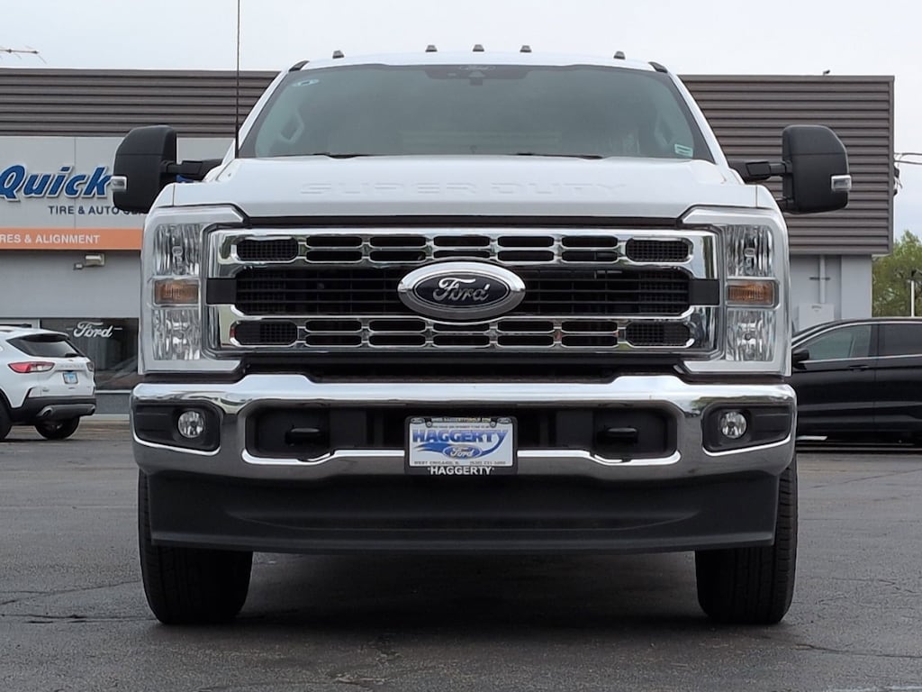 New 2026 Ford Super Duty F-250 SRW XLT 4WD Crew Cab 8 Box XLT 4WD Crew Cab 8 Box