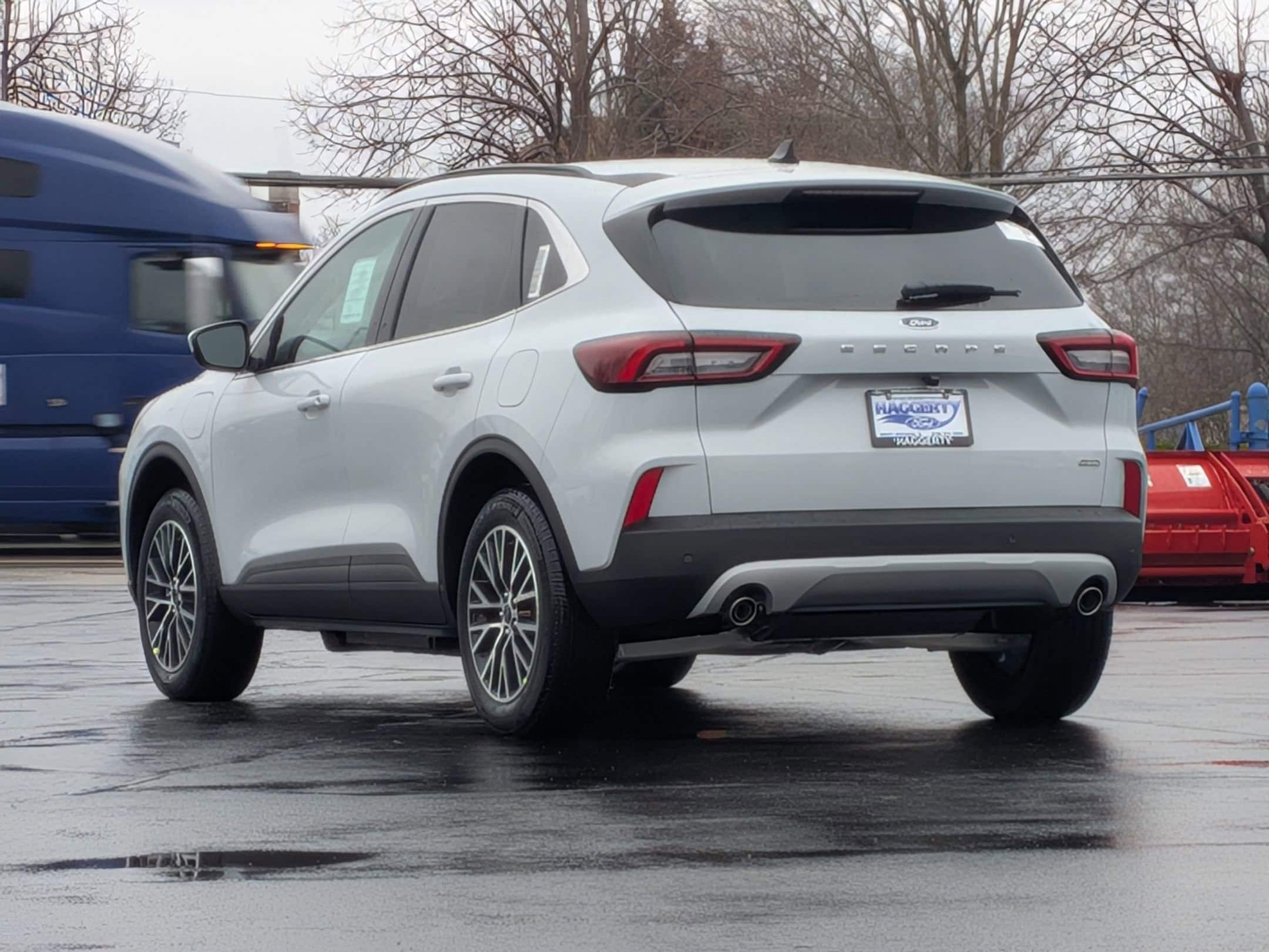 2026 FORD ESCAPE - Image 7