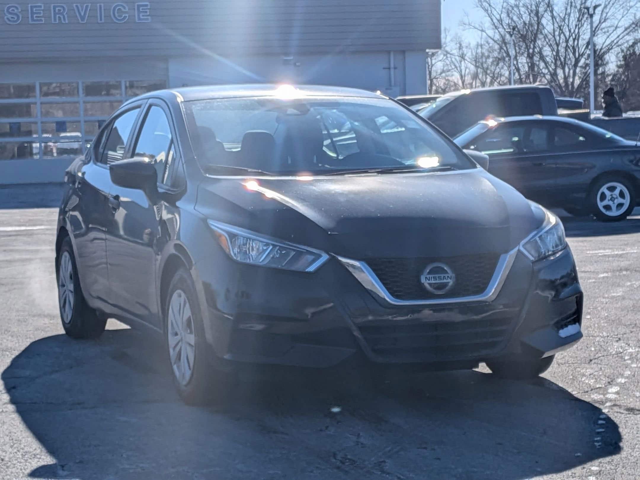 2020 NISSAN VERSA - Image 3