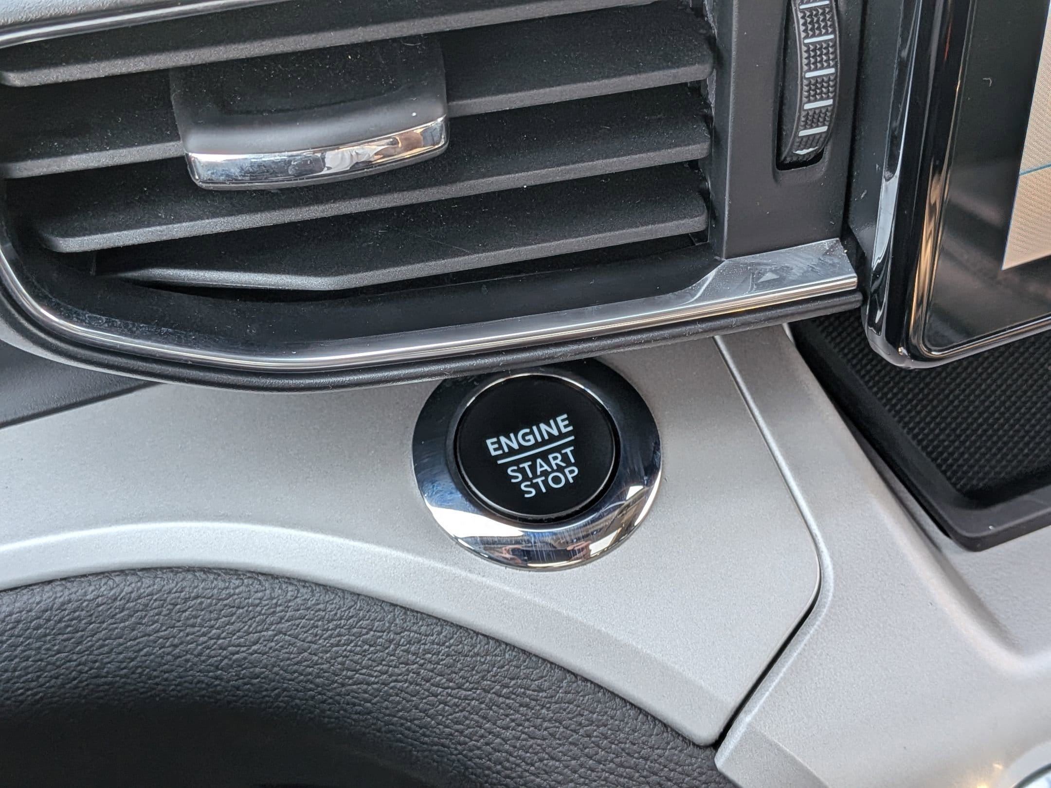 2023 FORD EXPLORER - Image 17