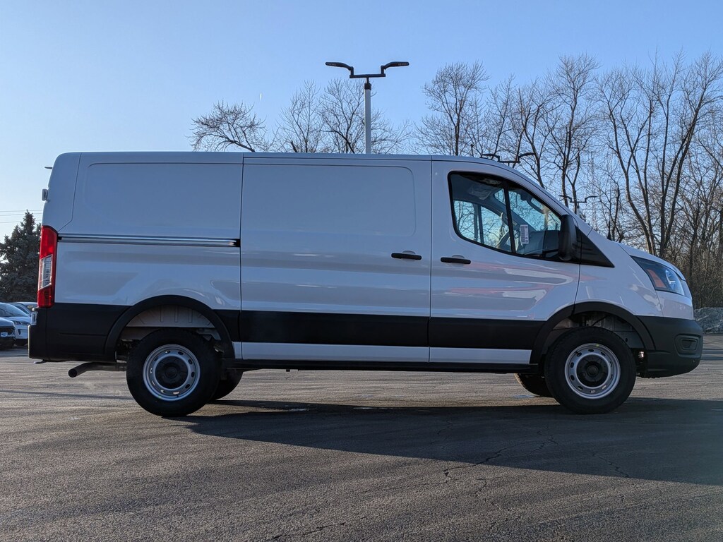 New 2026 Ford Transit T-250 130 Low Rf 9150 GVWR RWD