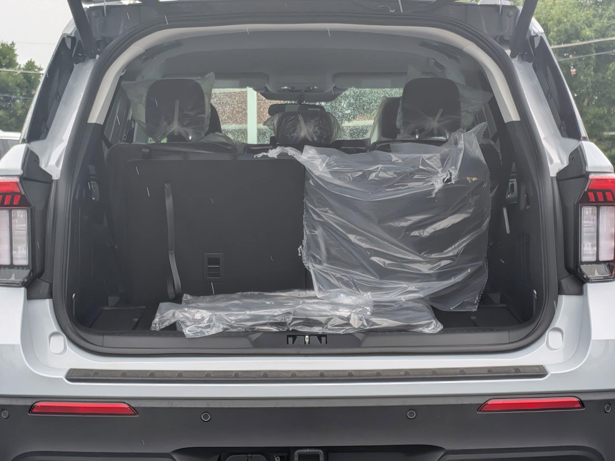 2025 FORD EXPLORER - Image 26