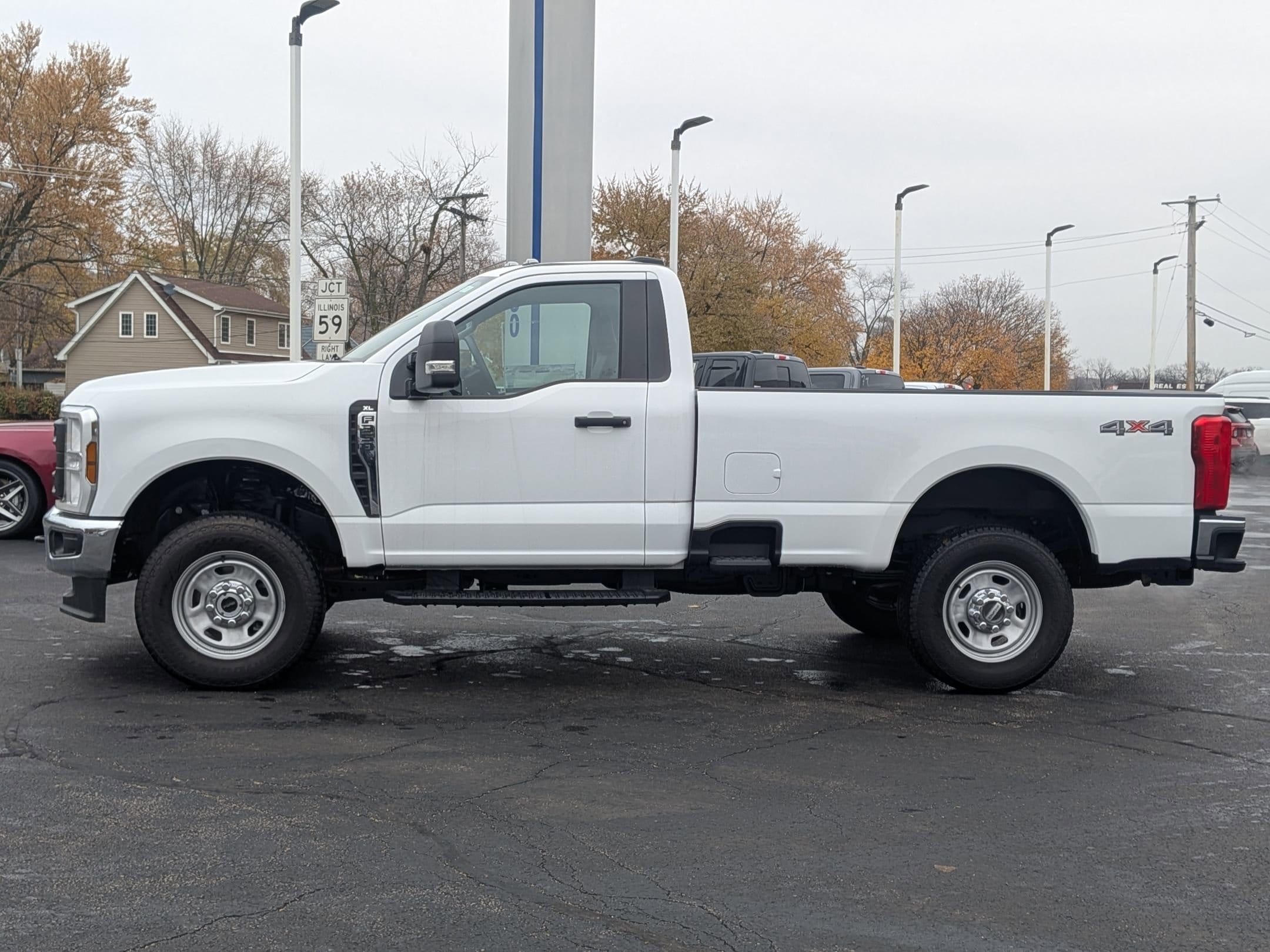 2025 FORD F-350 - Image 8