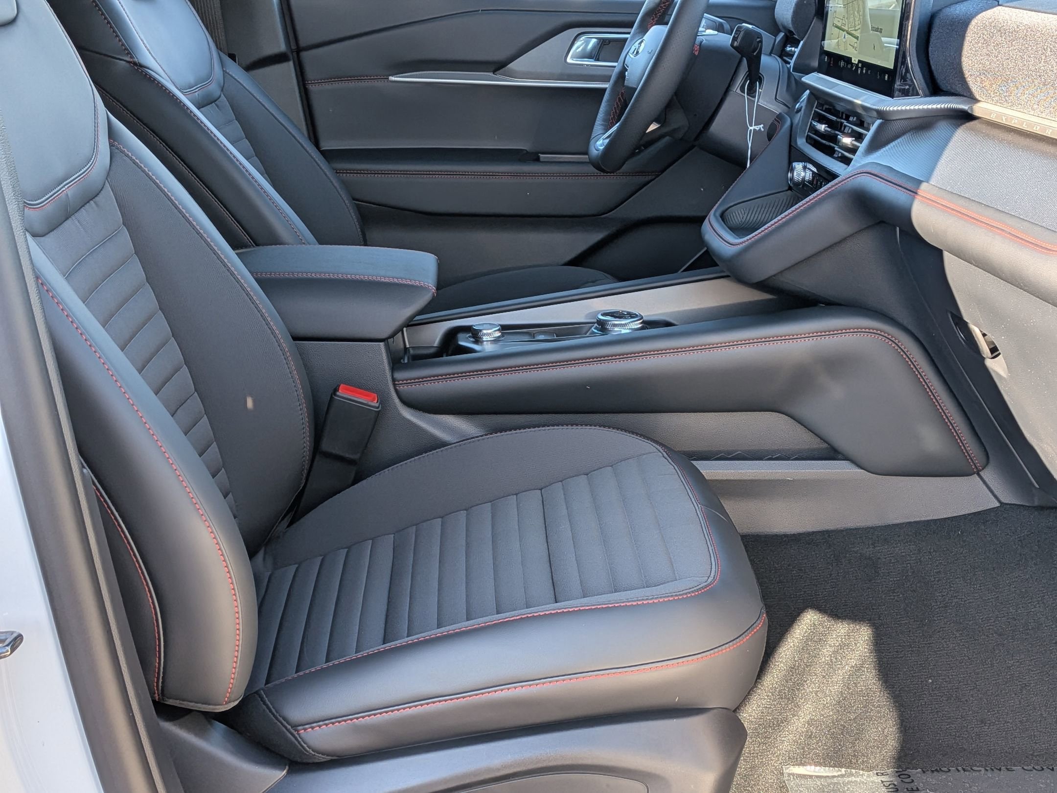 2026 FORD EXPLORER - Image 26