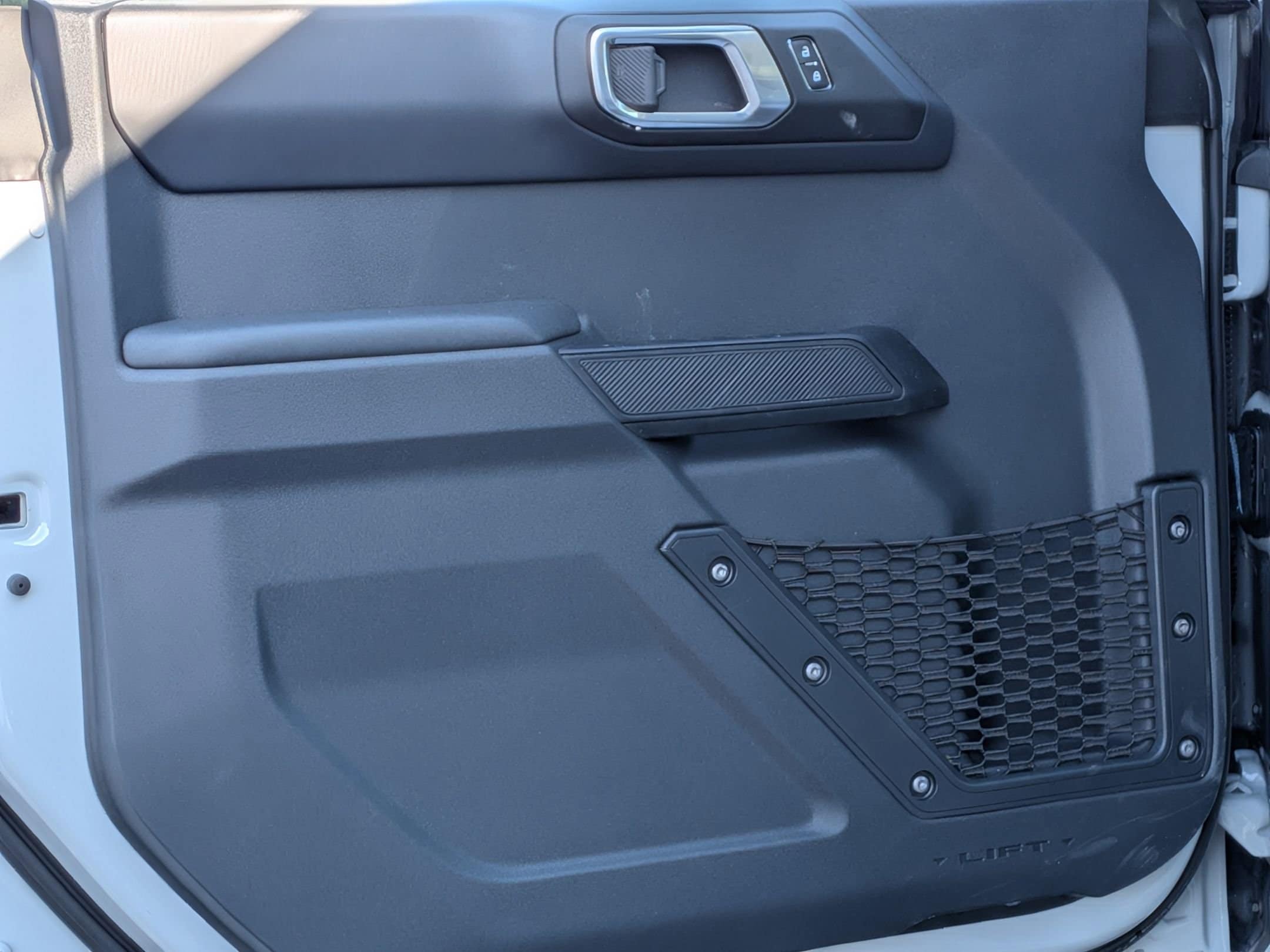 2026 FORD BRONCO - Image 12