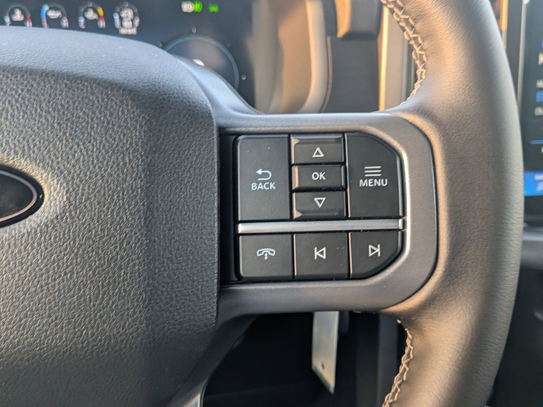 2025 FORD F-150 - Image 15