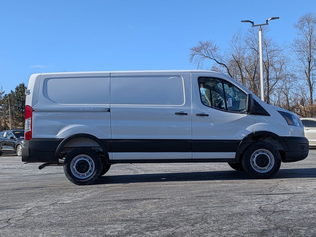 New 2026 Ford Transit T-250 130 Low Rf 9150 GVWR RWD