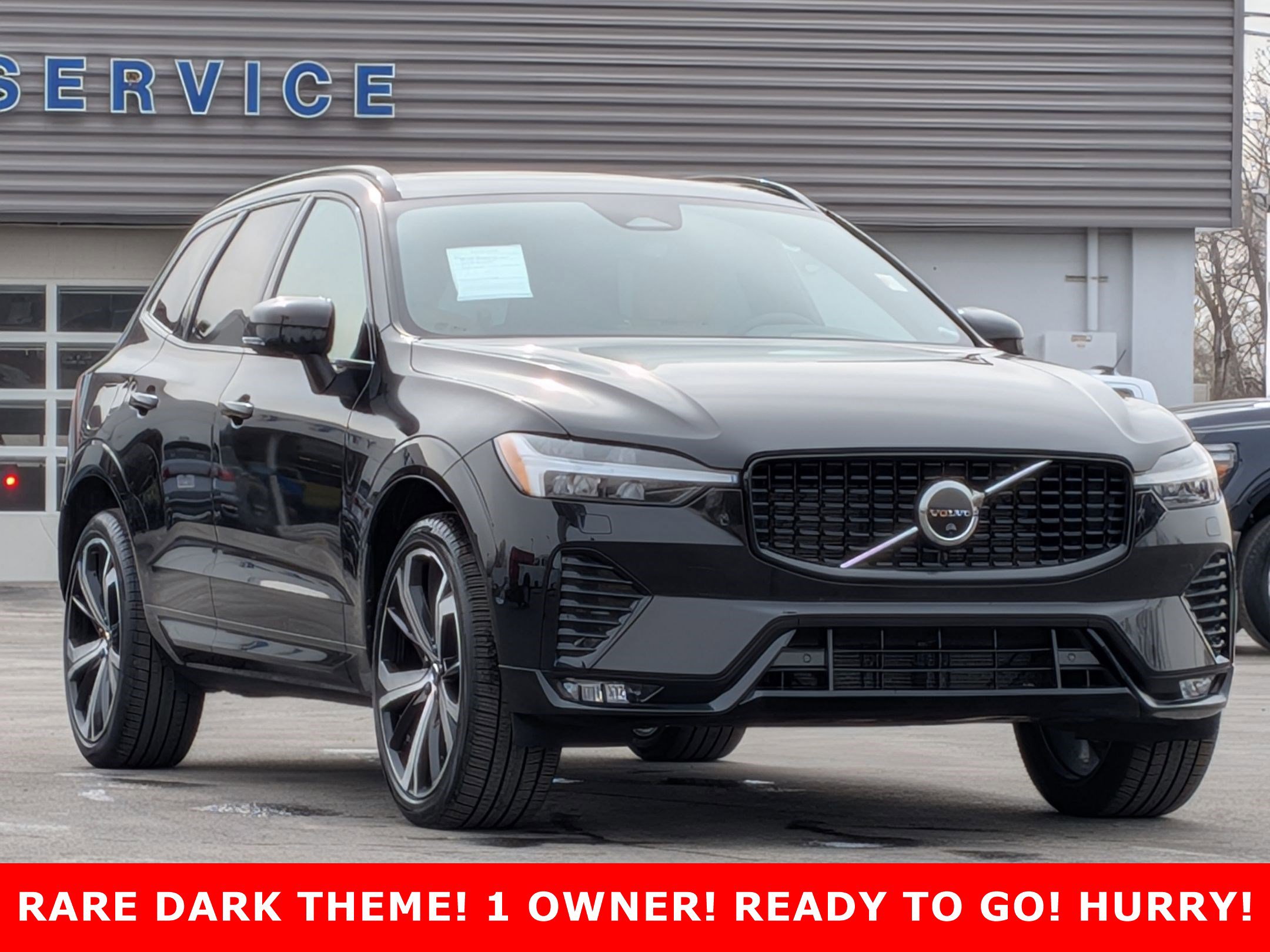 2023 VOLVO XC60 - Image 3