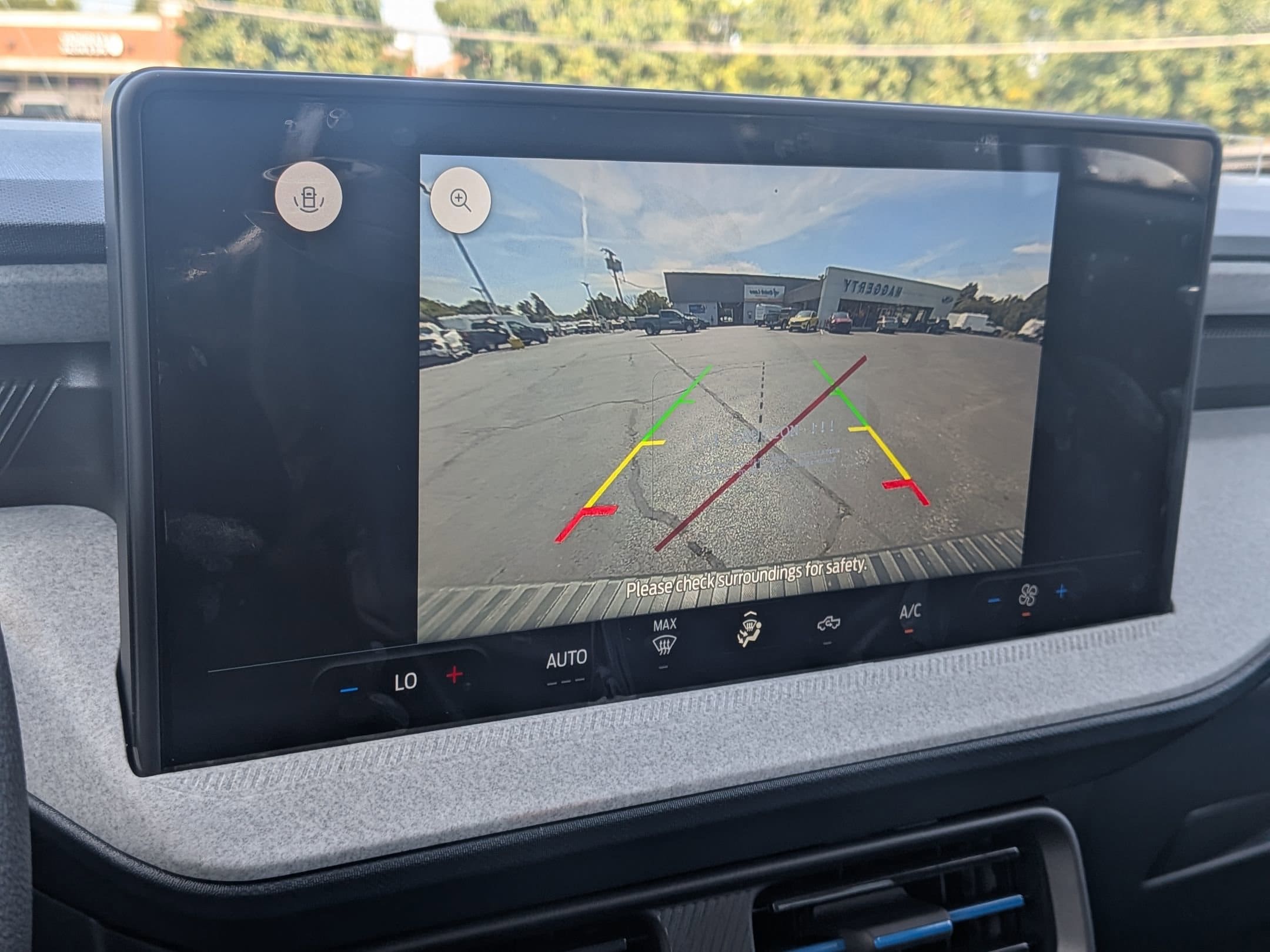 2025 FORD MAVERICK - Image 18