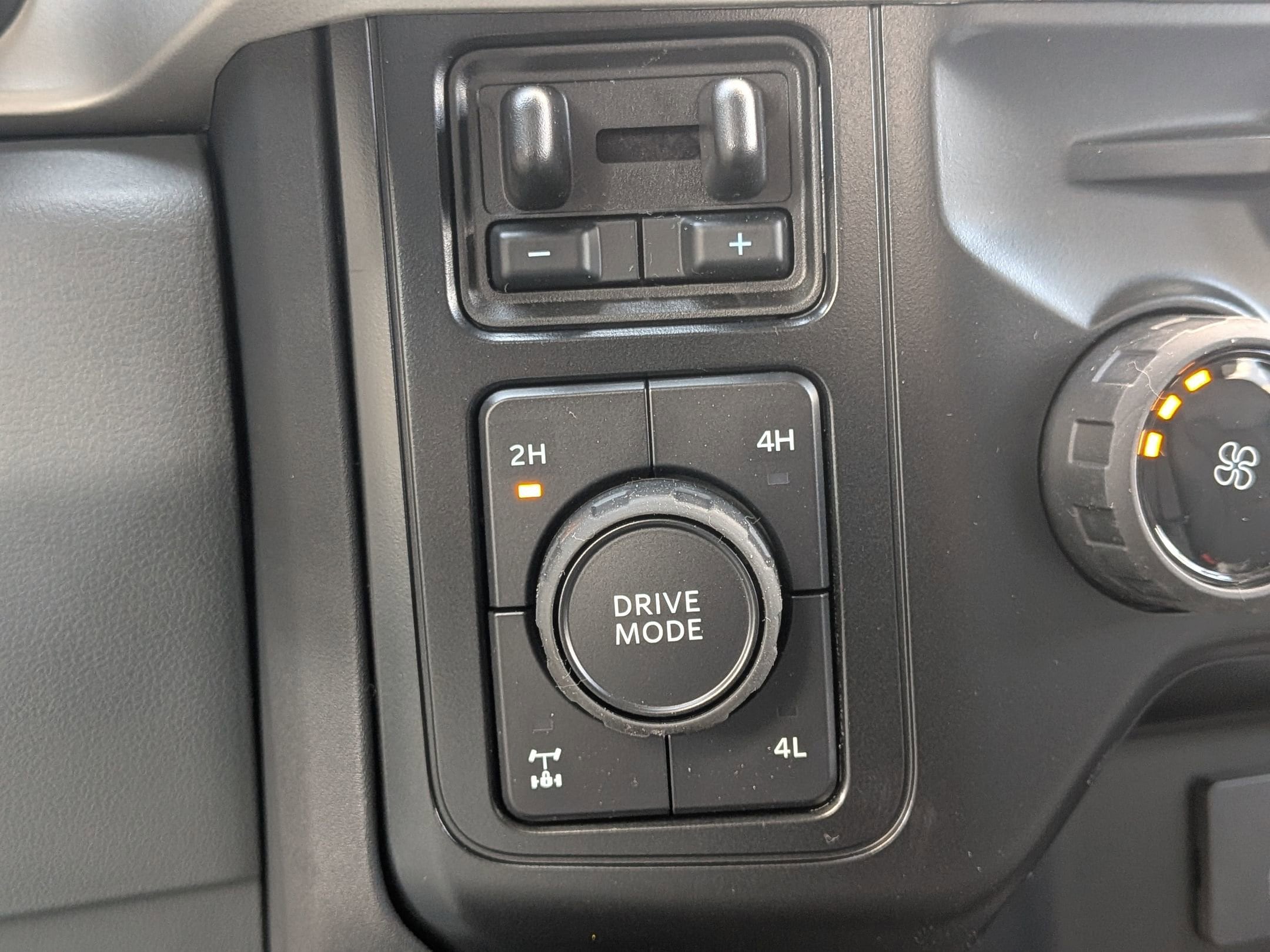 2026 FORD F-250 - Image 18