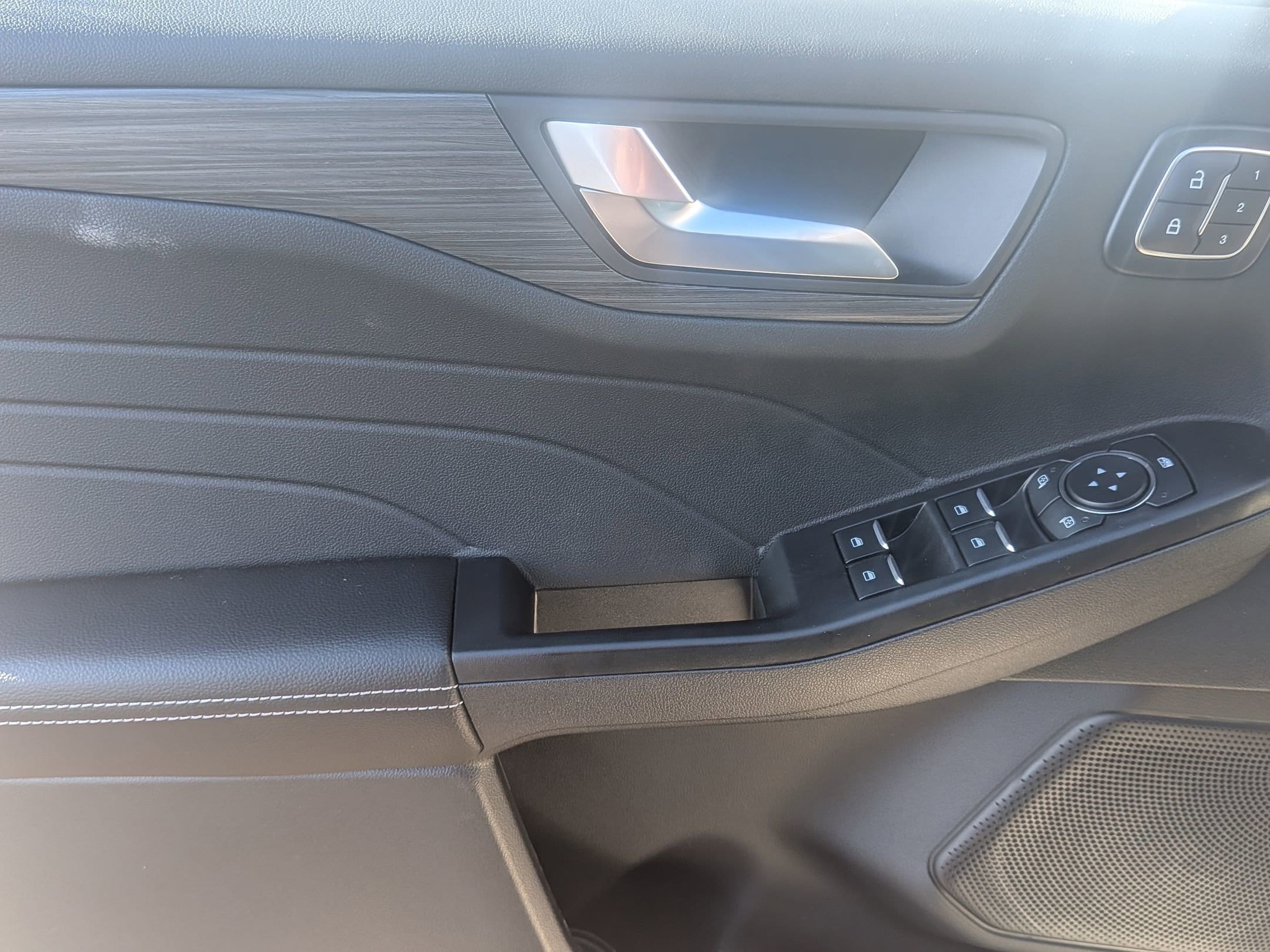 2026 FORD ESCAPE - Image 13