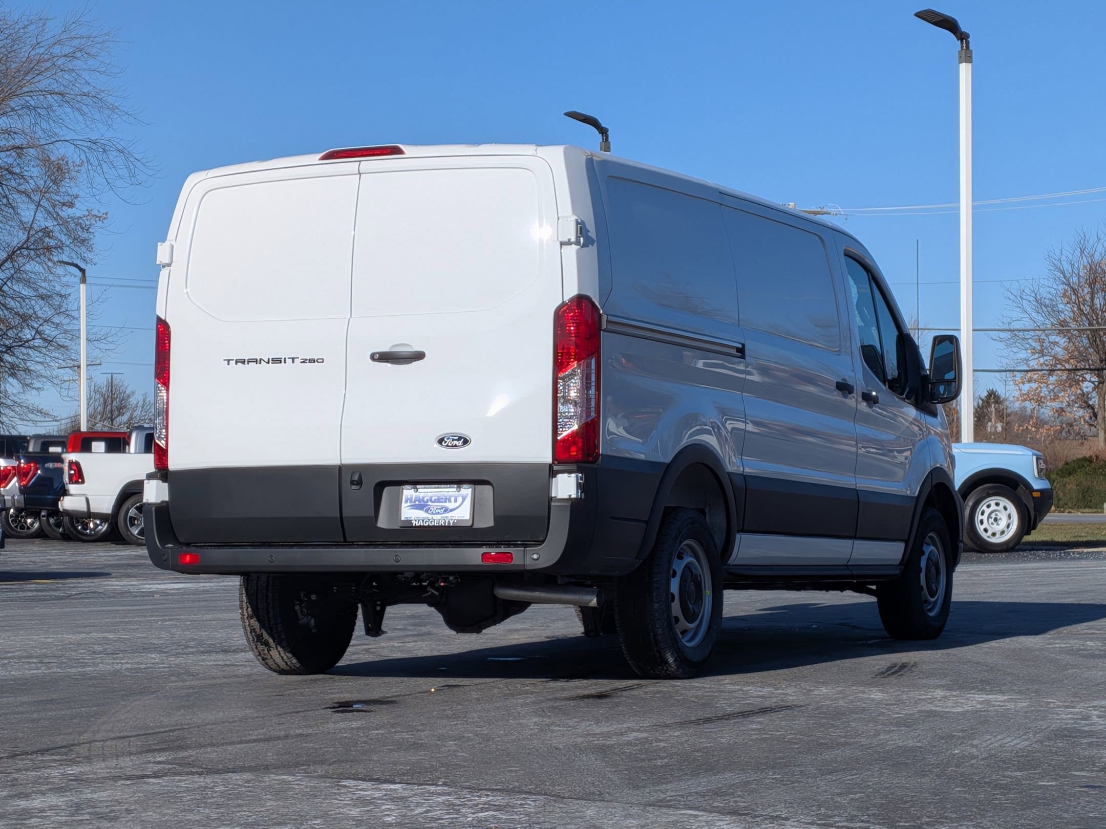 2026 FORD TRANSIT - Image 5