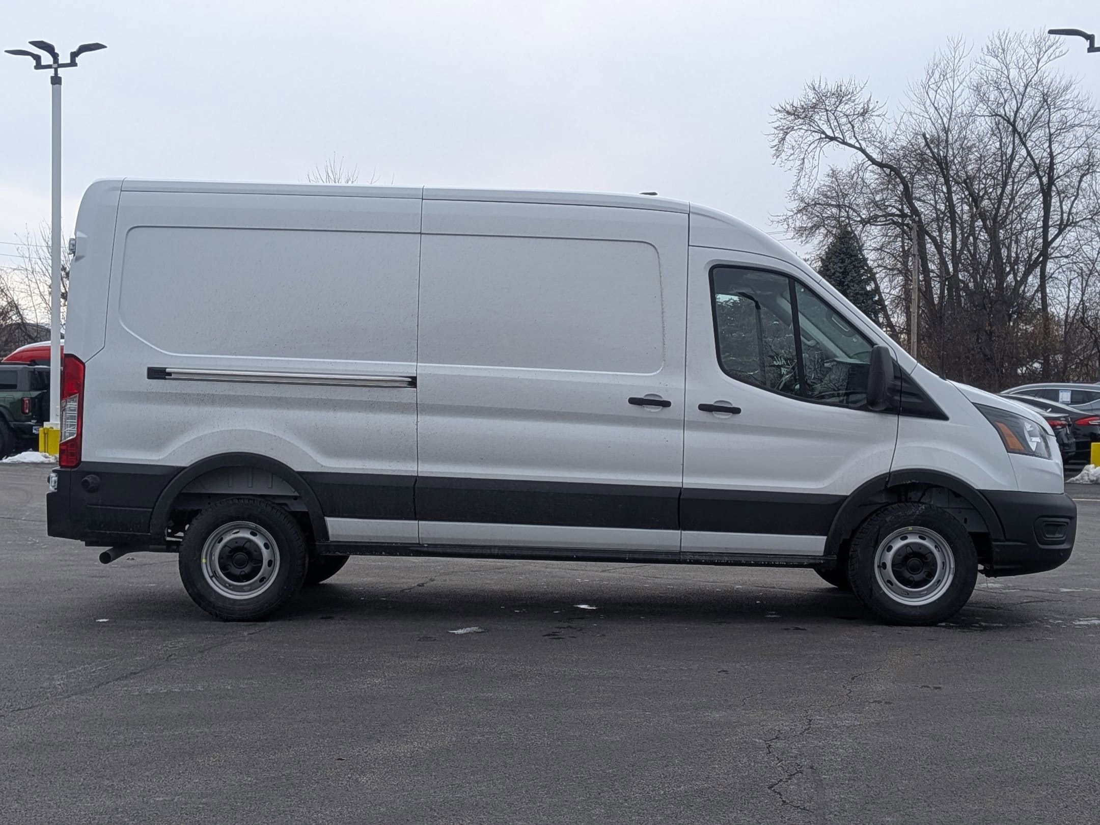 2026 FORD TRANSIT - Image 4