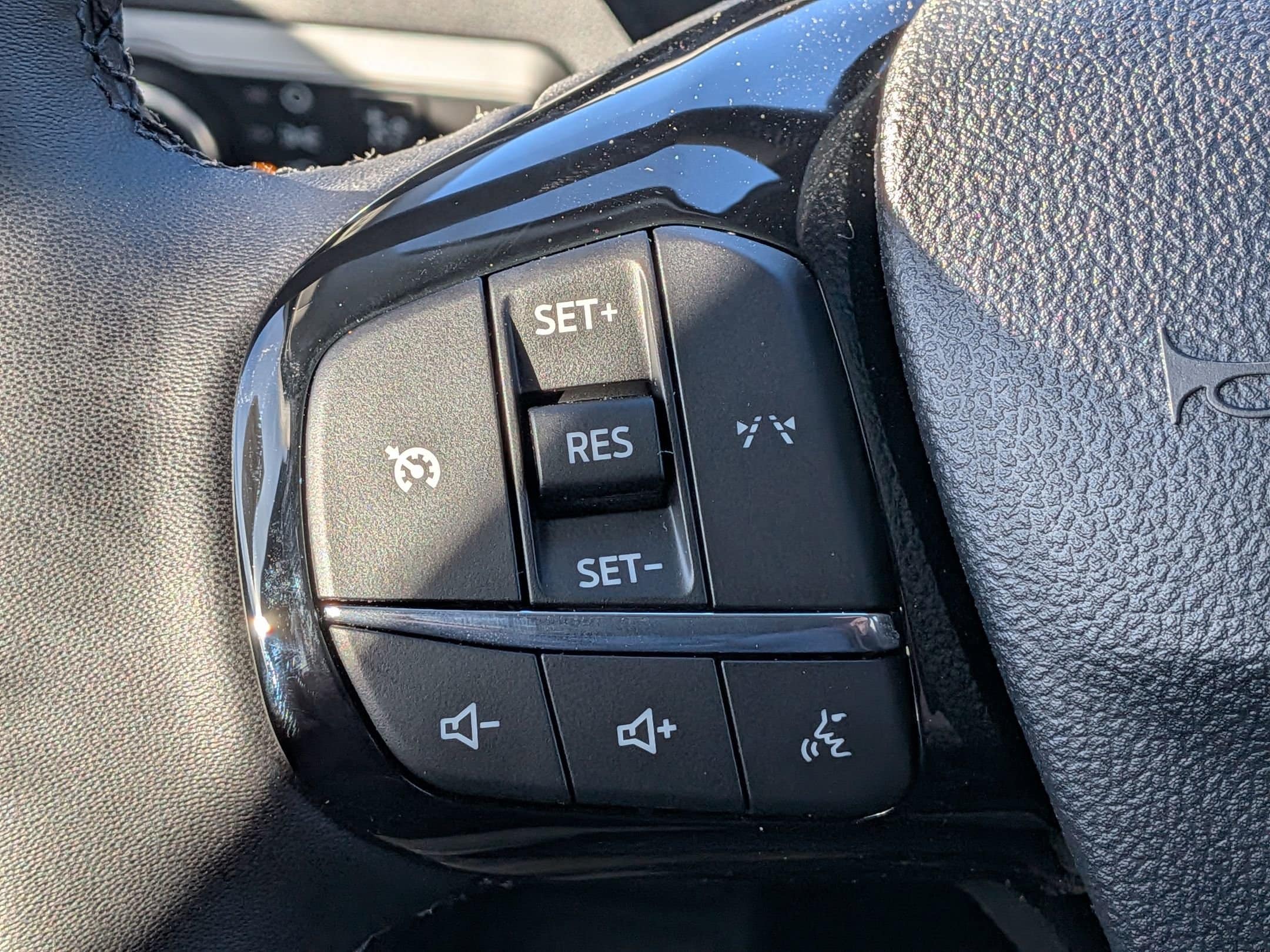 2026 FORD ESCAPE - Image 14