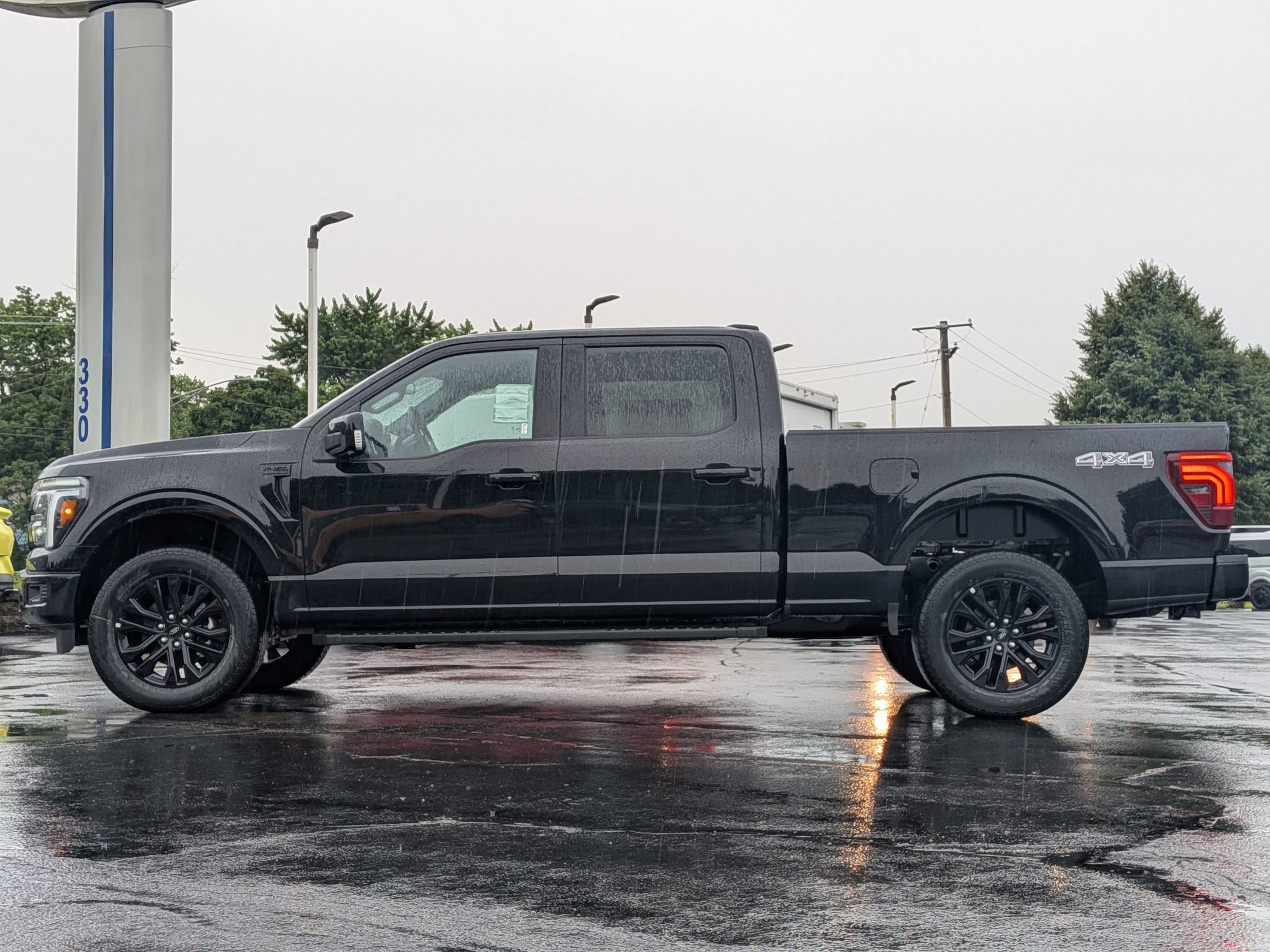 2026 Ford F-150 Lariat - Photo 8