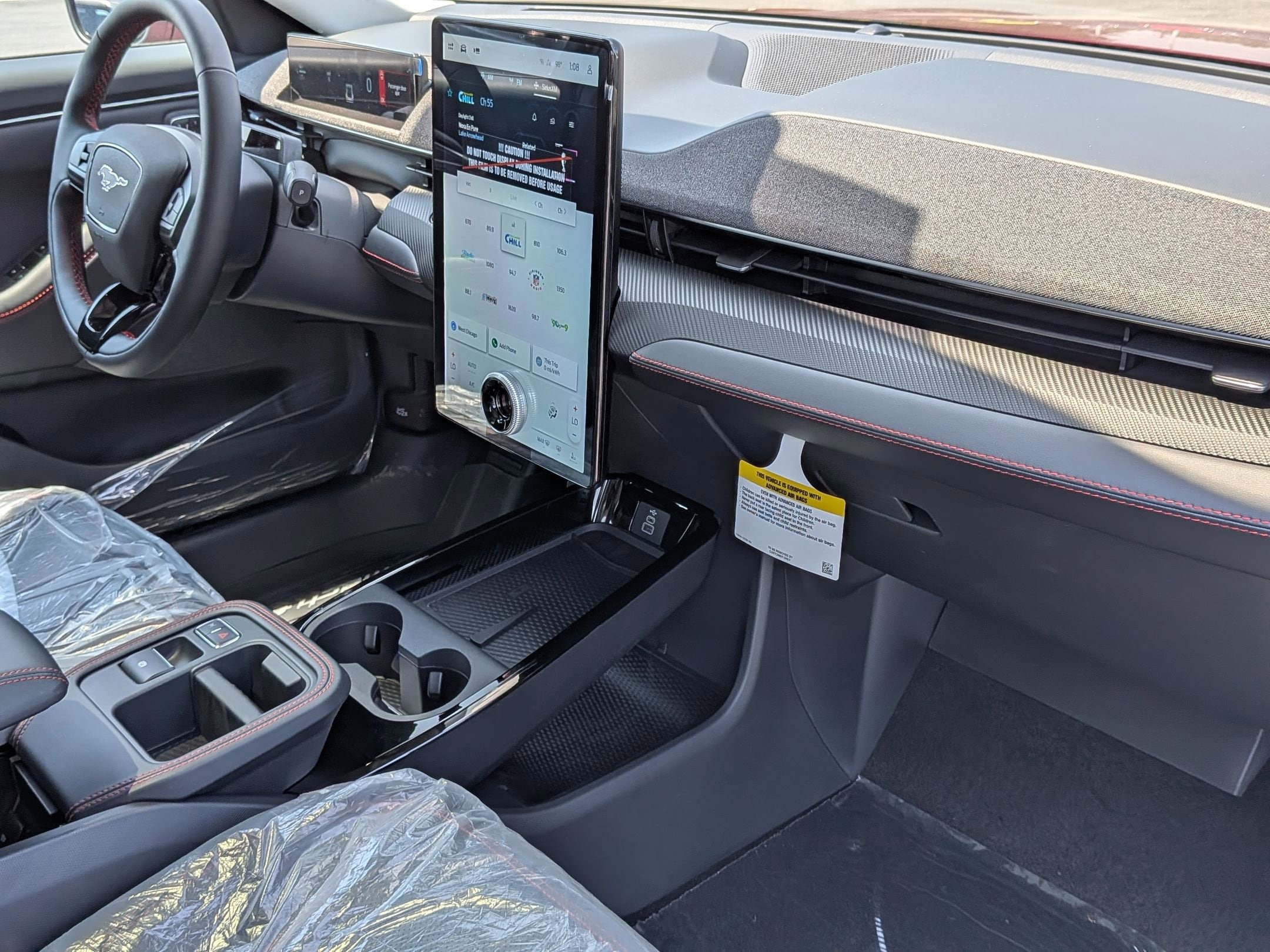 2025 FORD MUSTANG MACH-E - Image 23