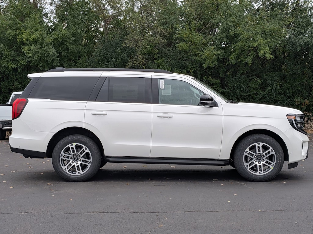 New 2025 Ford Expedition Active 4x4 SUV