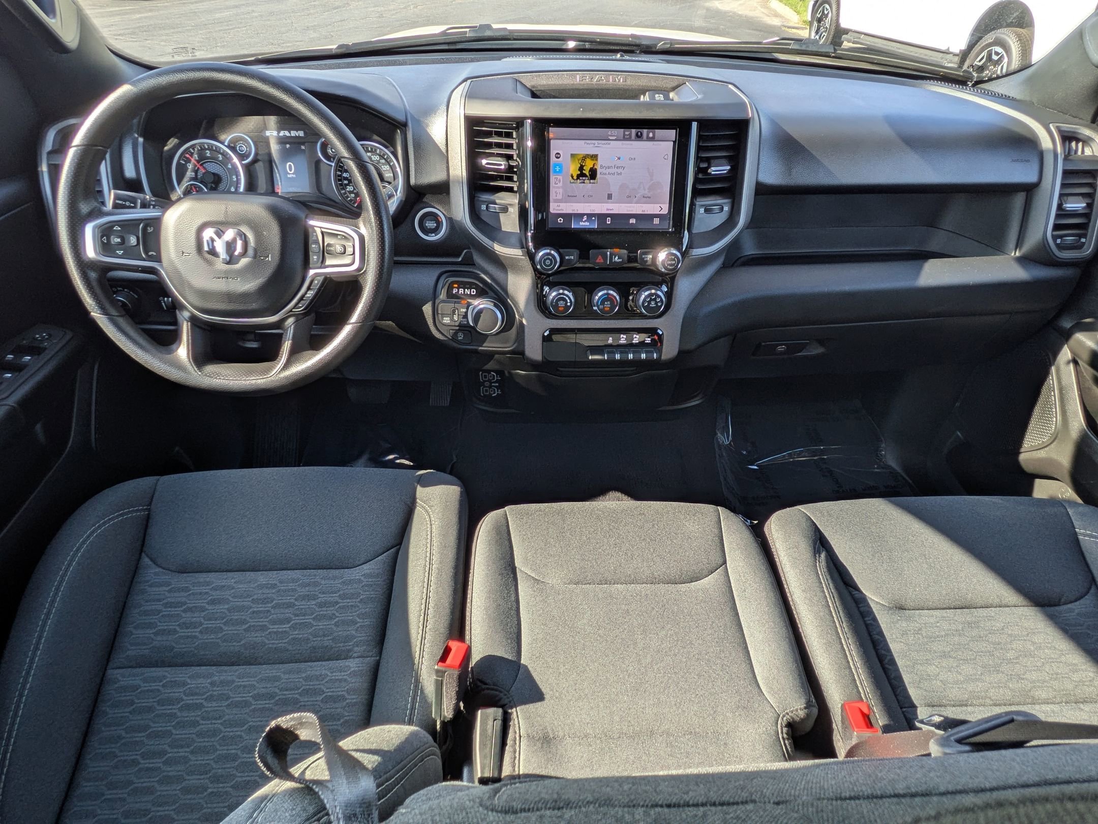 2025 RAM 1500 - Image 18