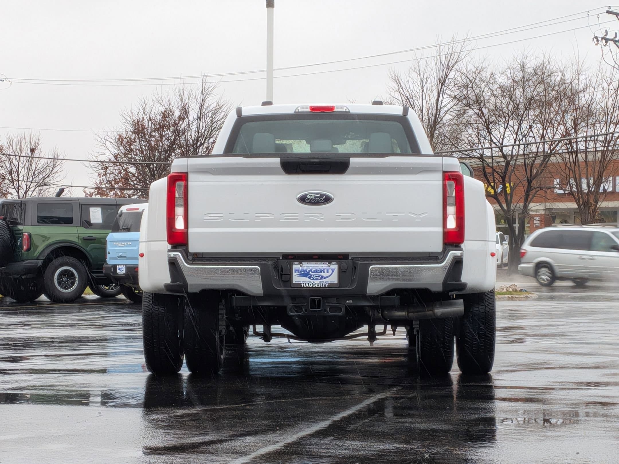 2026 FORD F-350 - Image 6