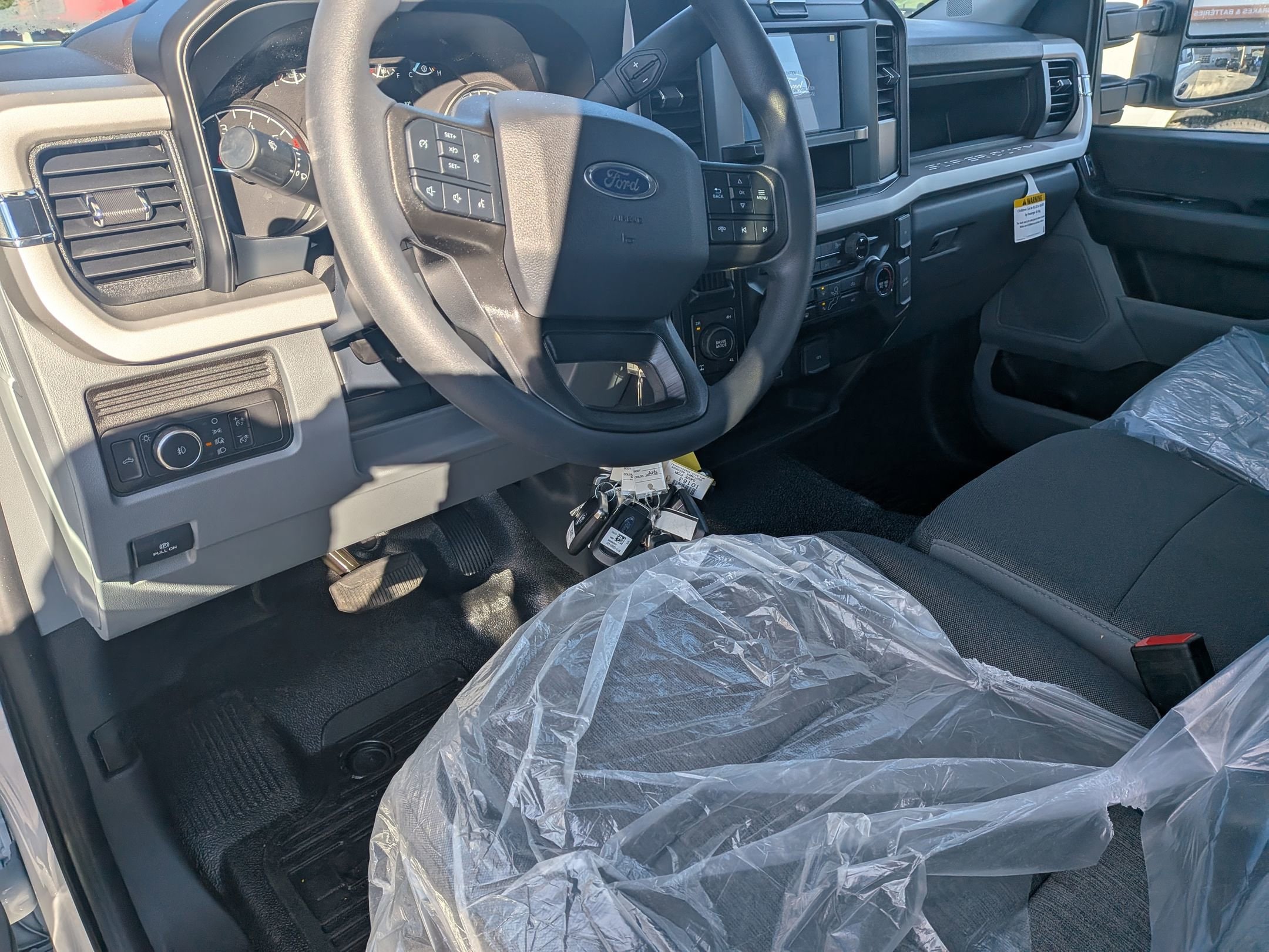 2026 FORD F-250 - Image 11