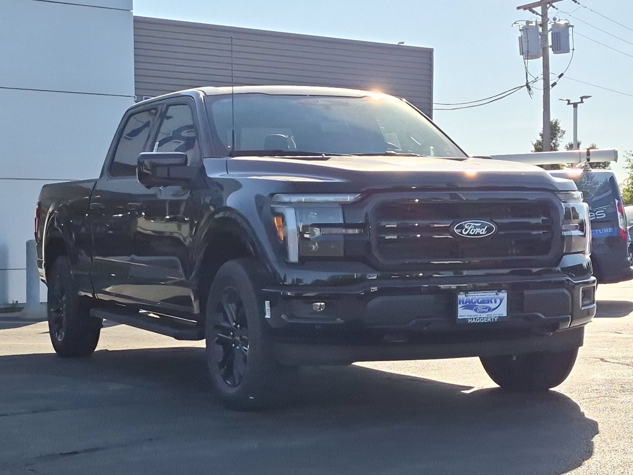New 2026 Ford F-150 LARIAT 4WD SuperCrew 6.5 Box TRUCK