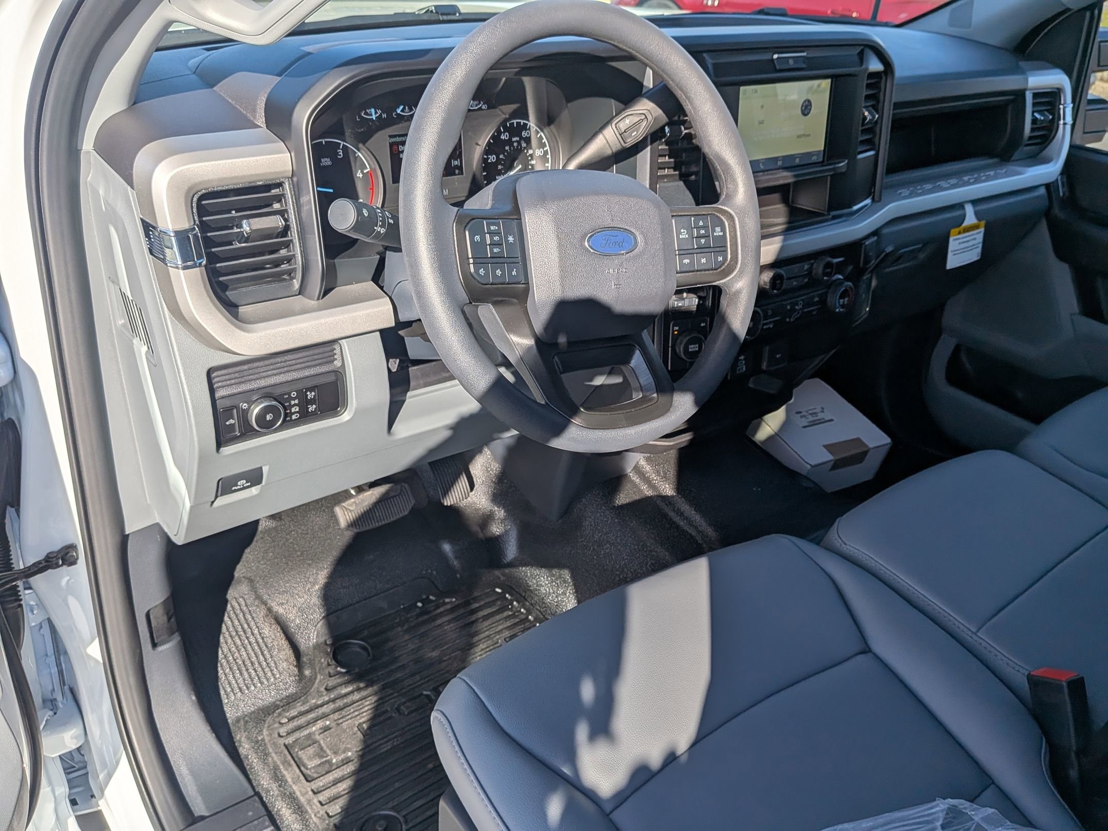 2026 FORD F-450 - Image 10