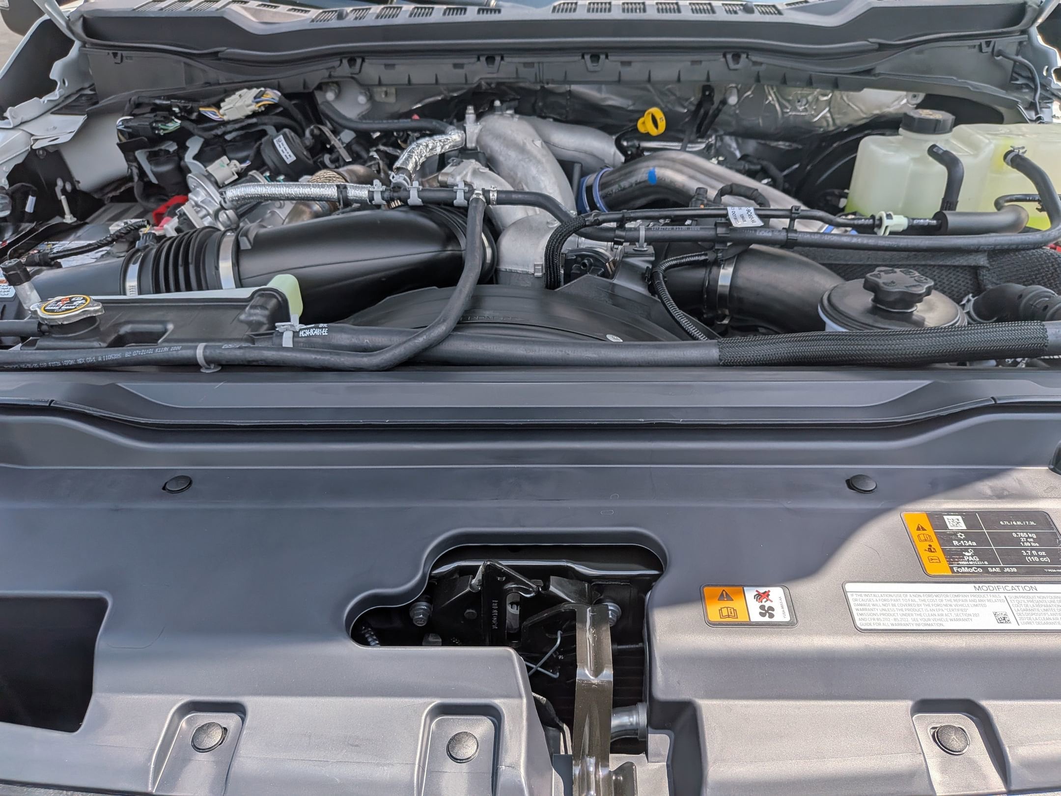 2025 FORD F-250 - Image 28