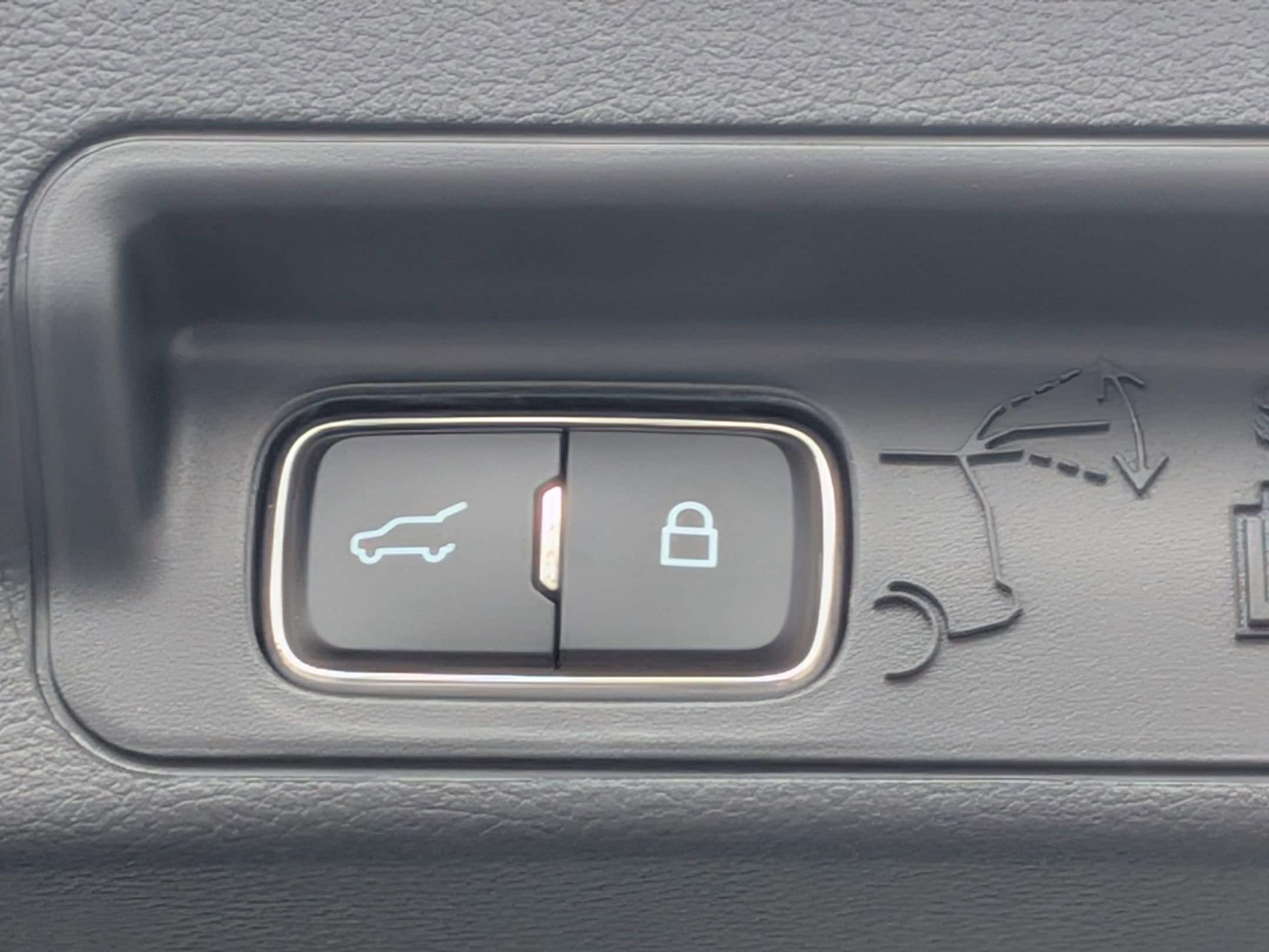 2026 FORD EXPLORER - Image 28