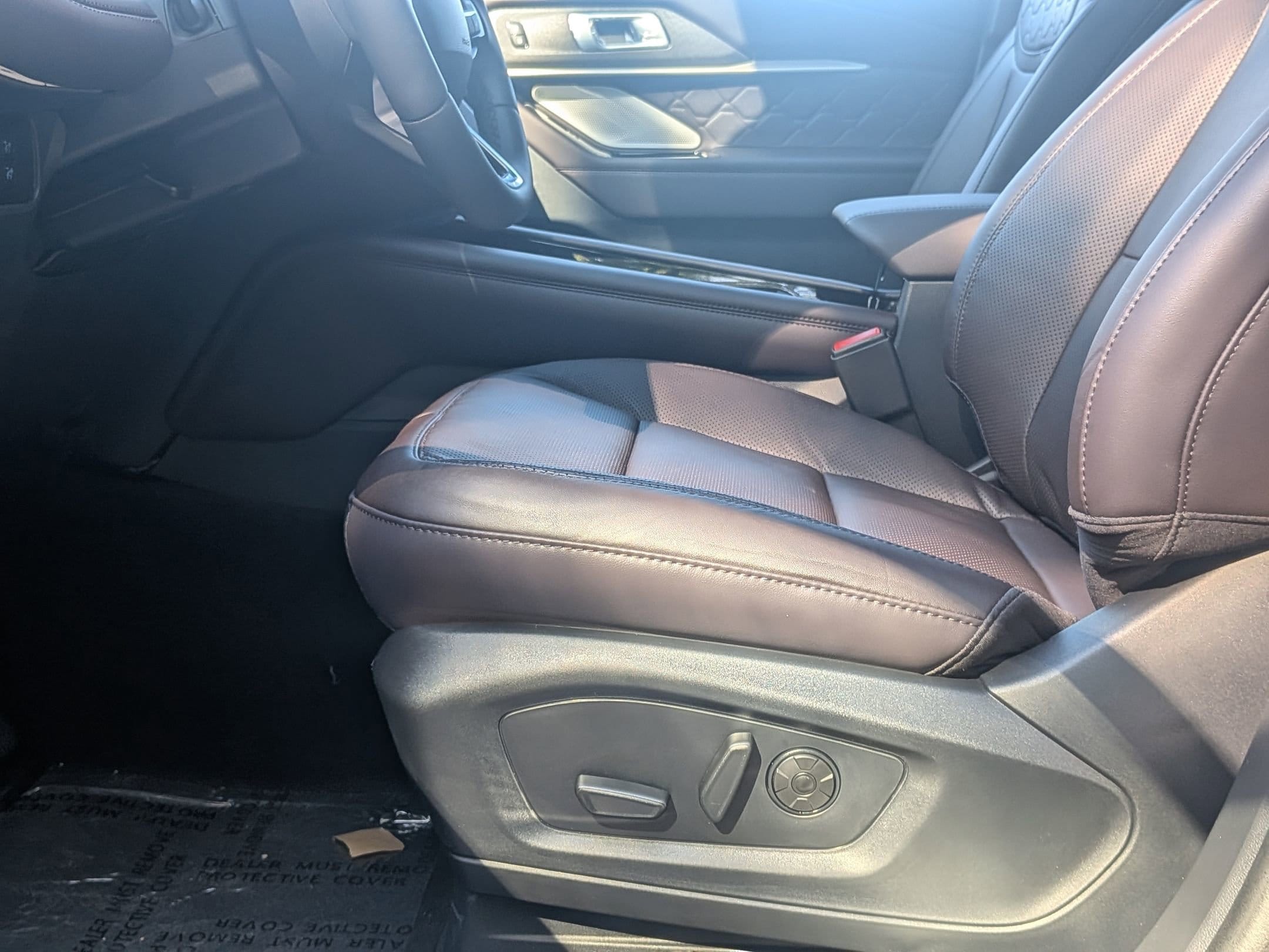 2025 FORD EXPLORER - Image 11