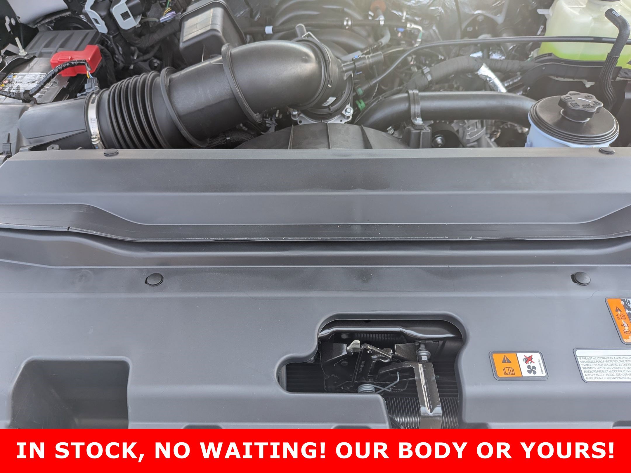 2025 FORD F-450 - Image 19