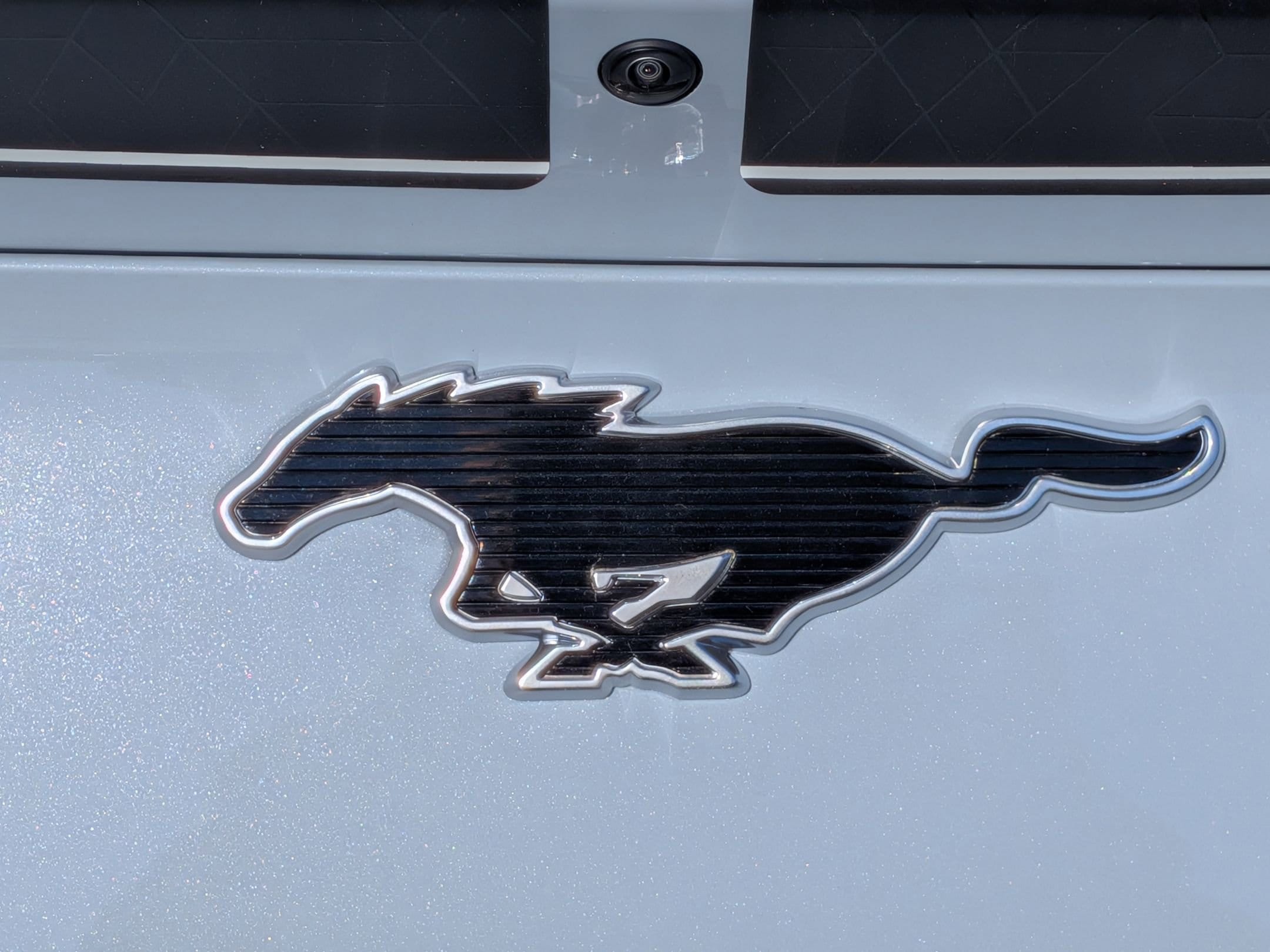 2025 FORD MUSTANG MACH-E - Image 23