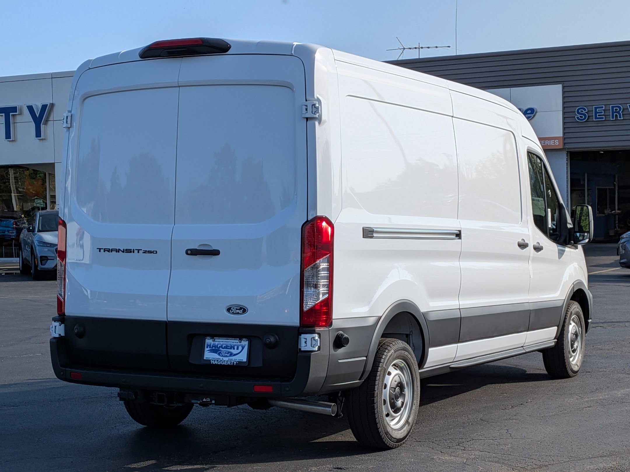 2026 FORD TRANSIT - Image 5