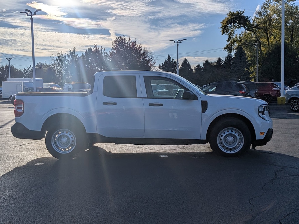 New 2025 Ford Maverick XL FWD SuperCrew XL FWD SuperCrew