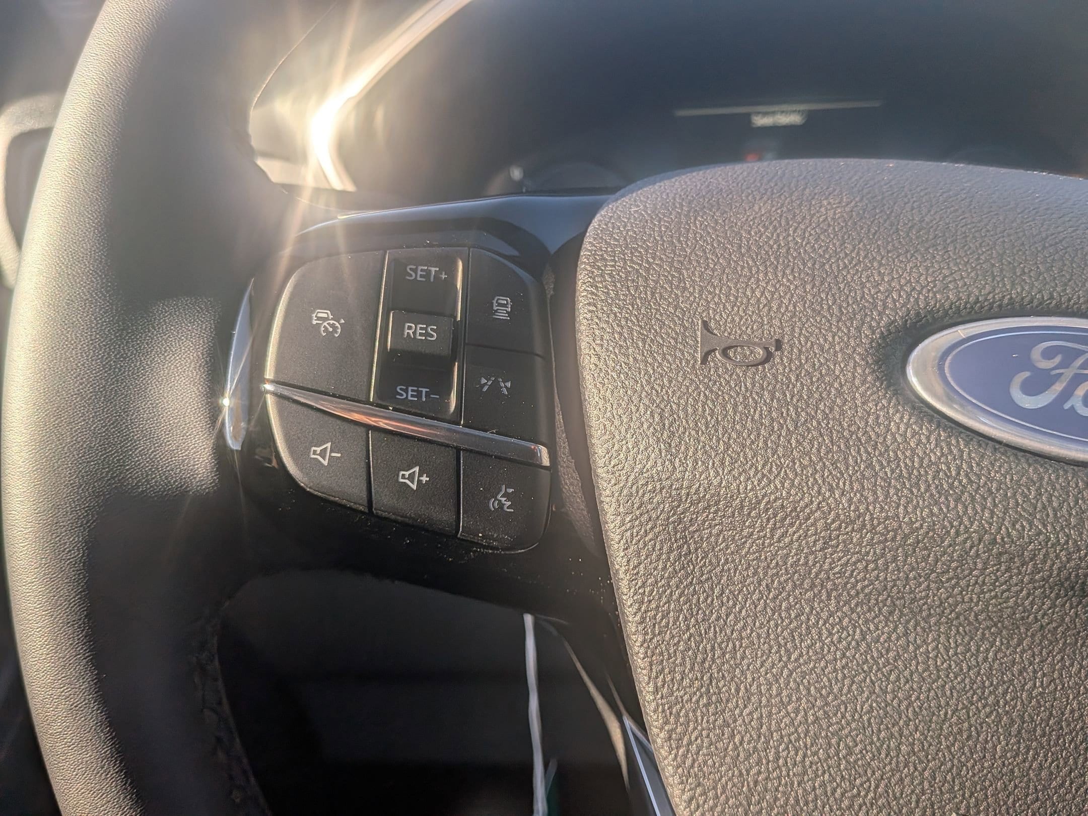 2026 FORD ESCAPE - Image 15