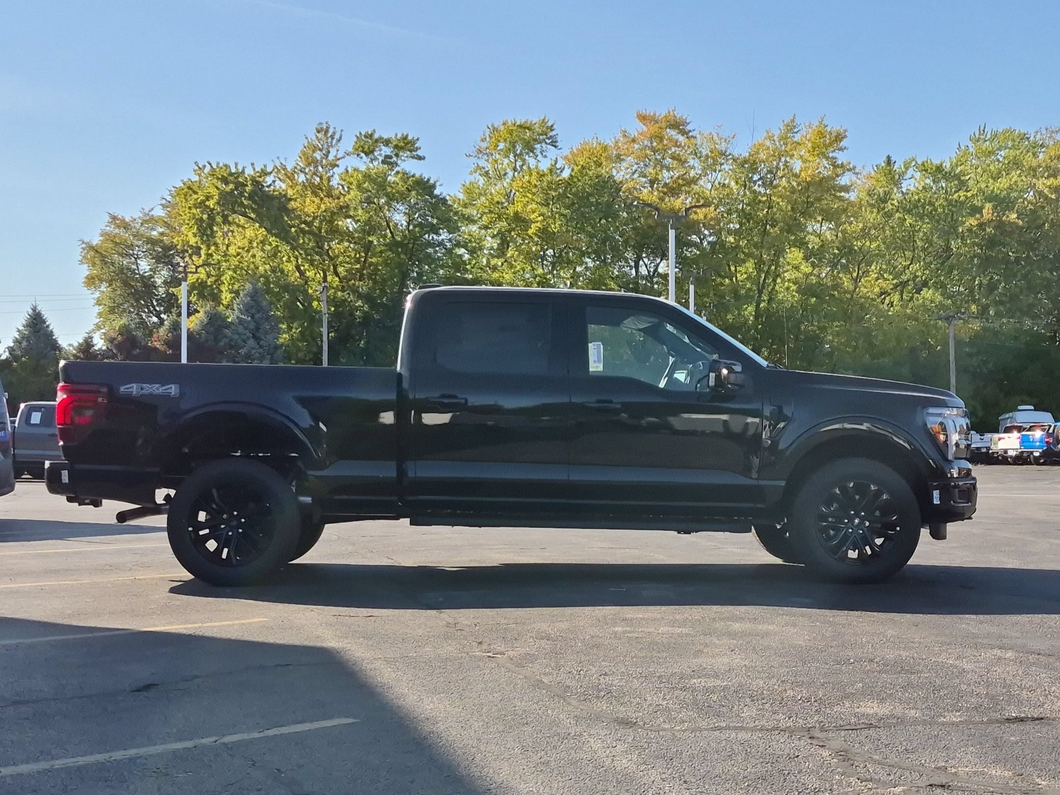 New 2026 Ford F-150 LARIAT 4WD SuperCrew 6.5 Box TRUCK