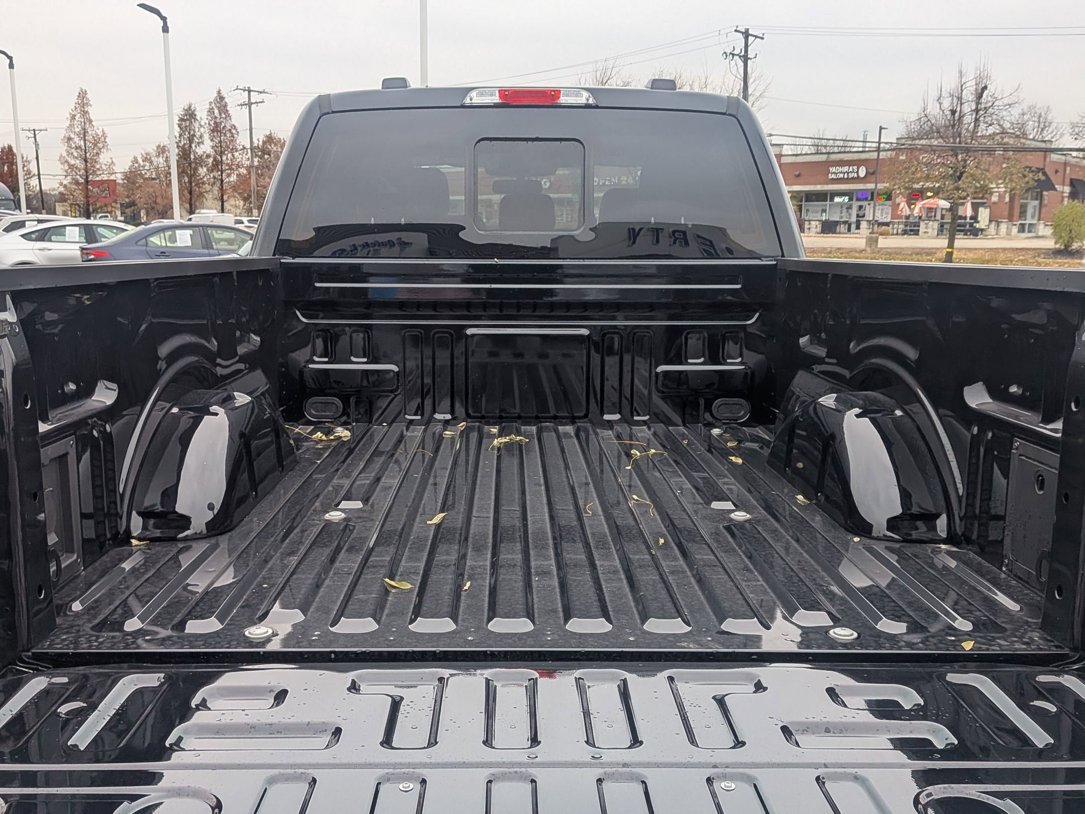 2025 FORD F-150 - Image 25