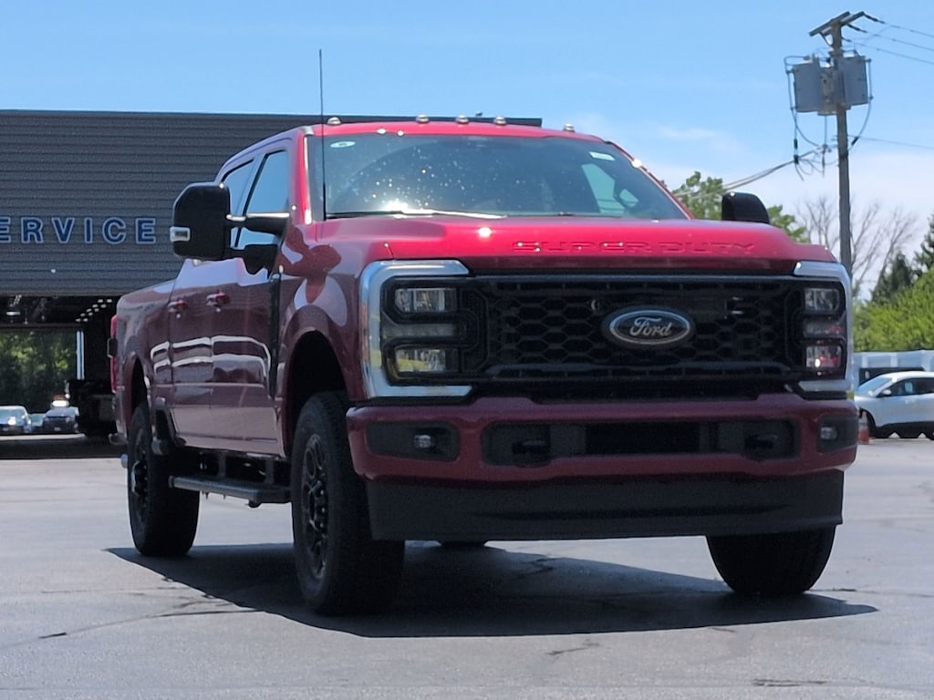 New 2026 Ford Super Duty F-250 SRW LARIAT 4WD Crew Cab 6.75 Box