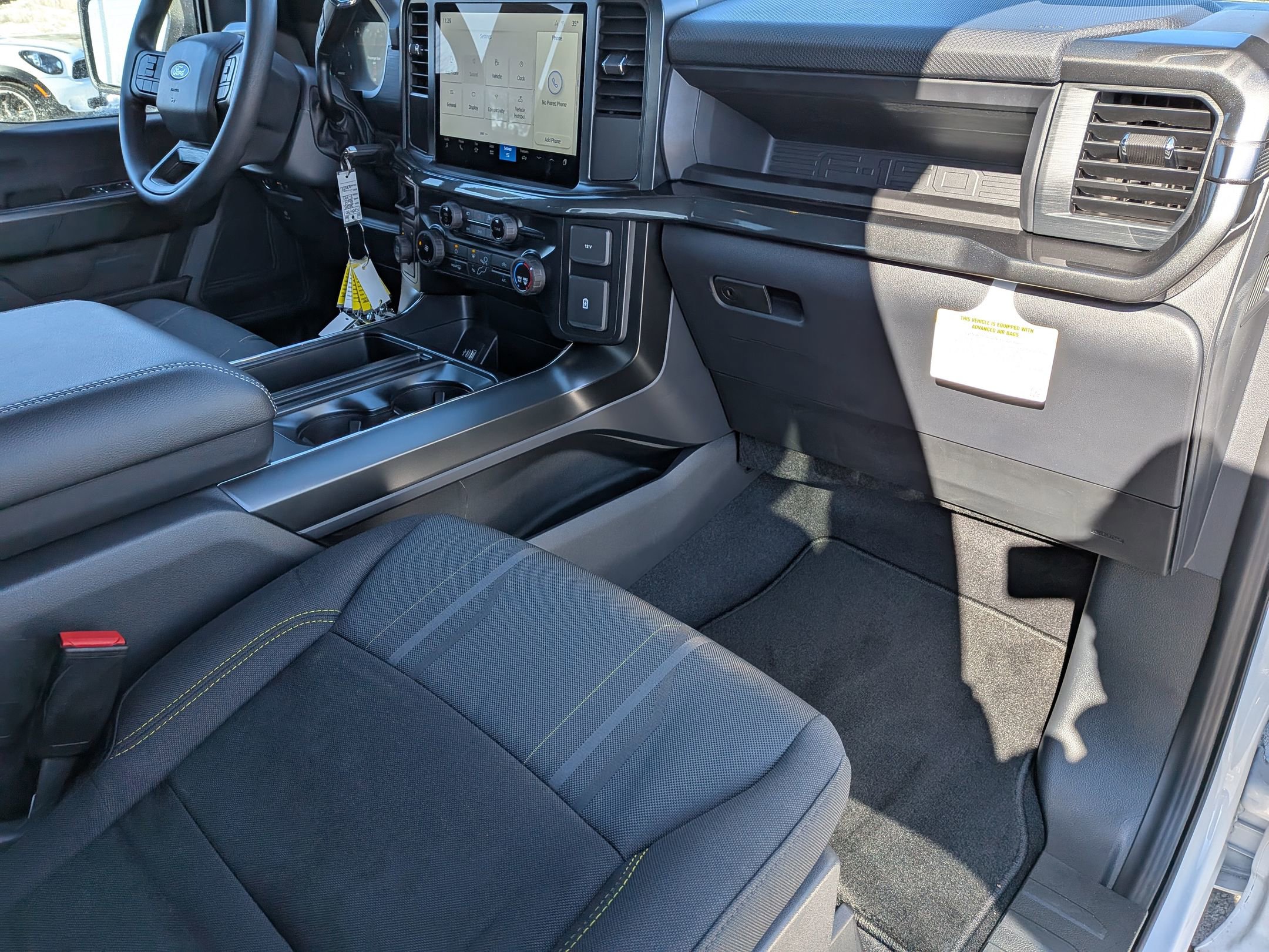 2025 FORD F-150 - Image 25